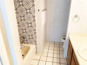 806 W 24th St # 229, Austin, TX 78705