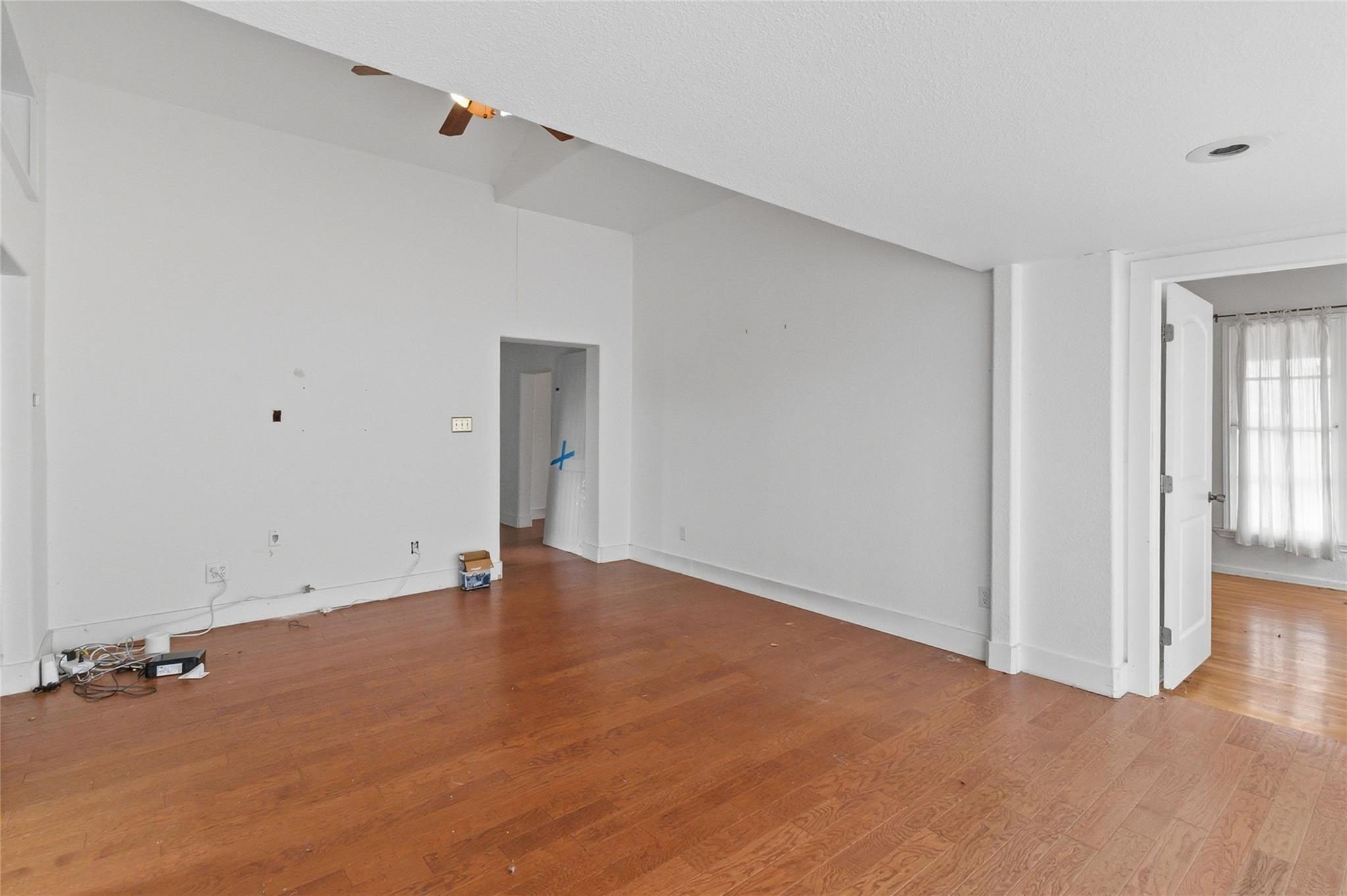 323 Cedar Ln, Cedar Creek, TX 78612