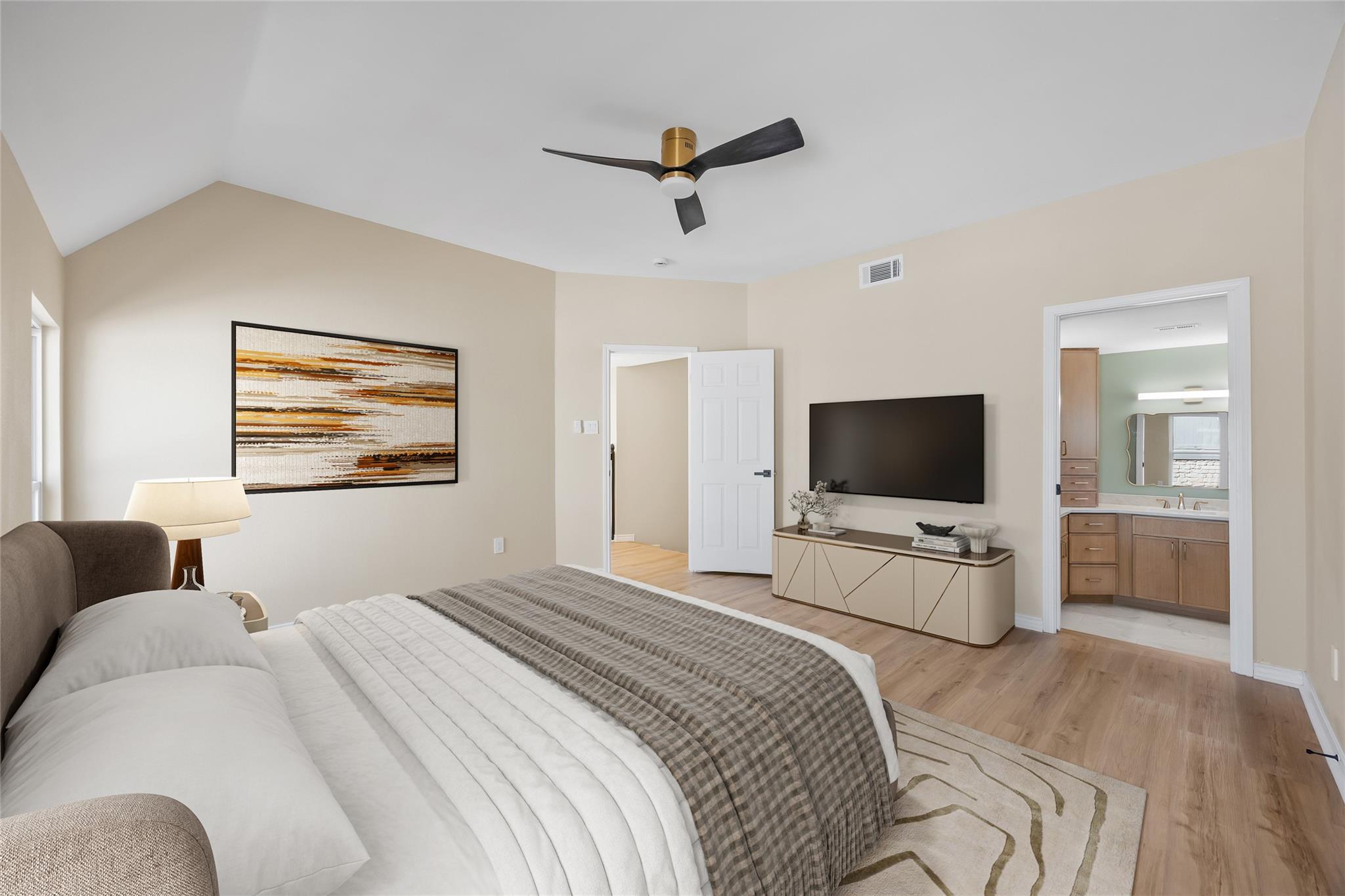 1002 Crestview St, Round Rock, TX 78681