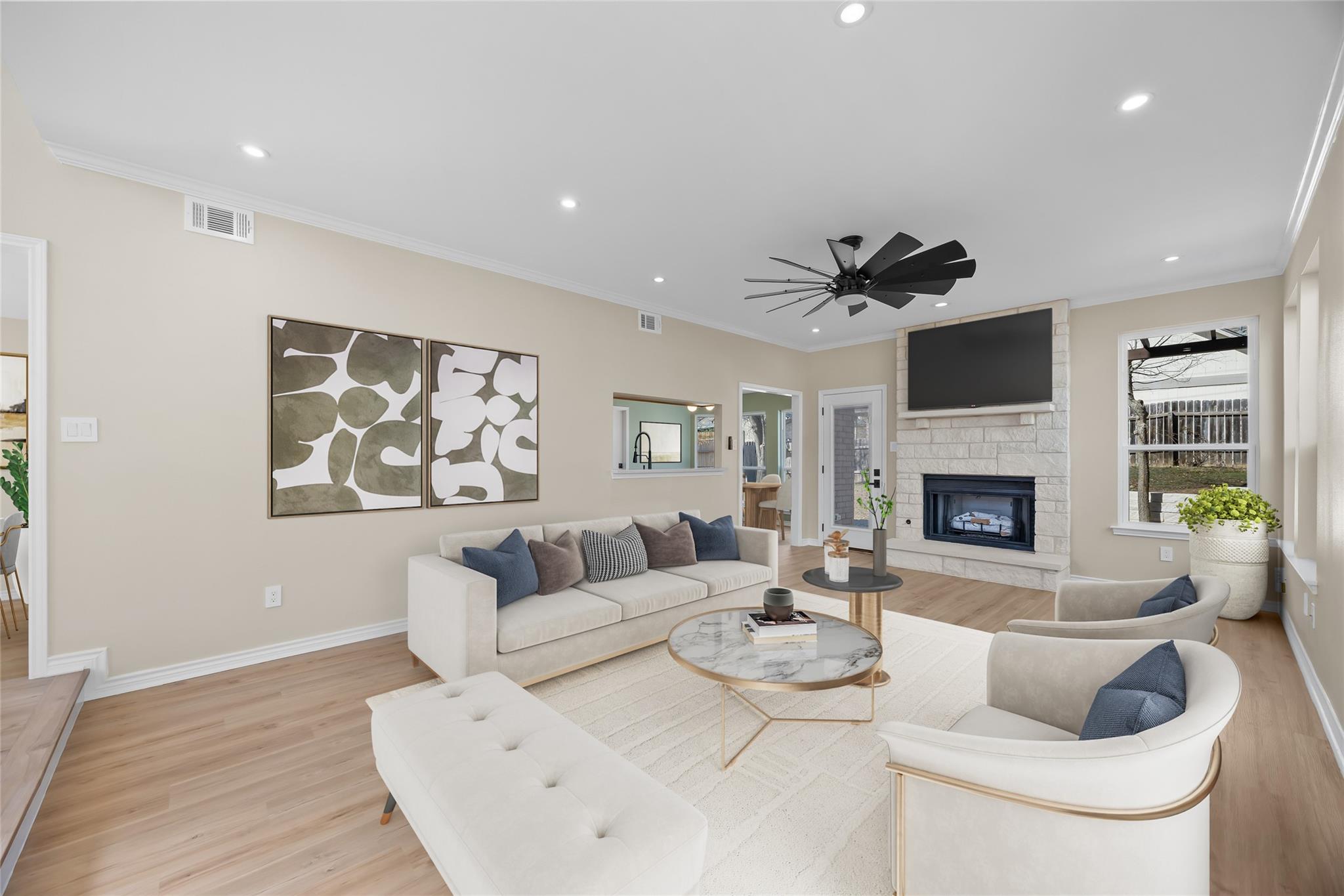 1002 Crestview St, Round Rock, TX 78681