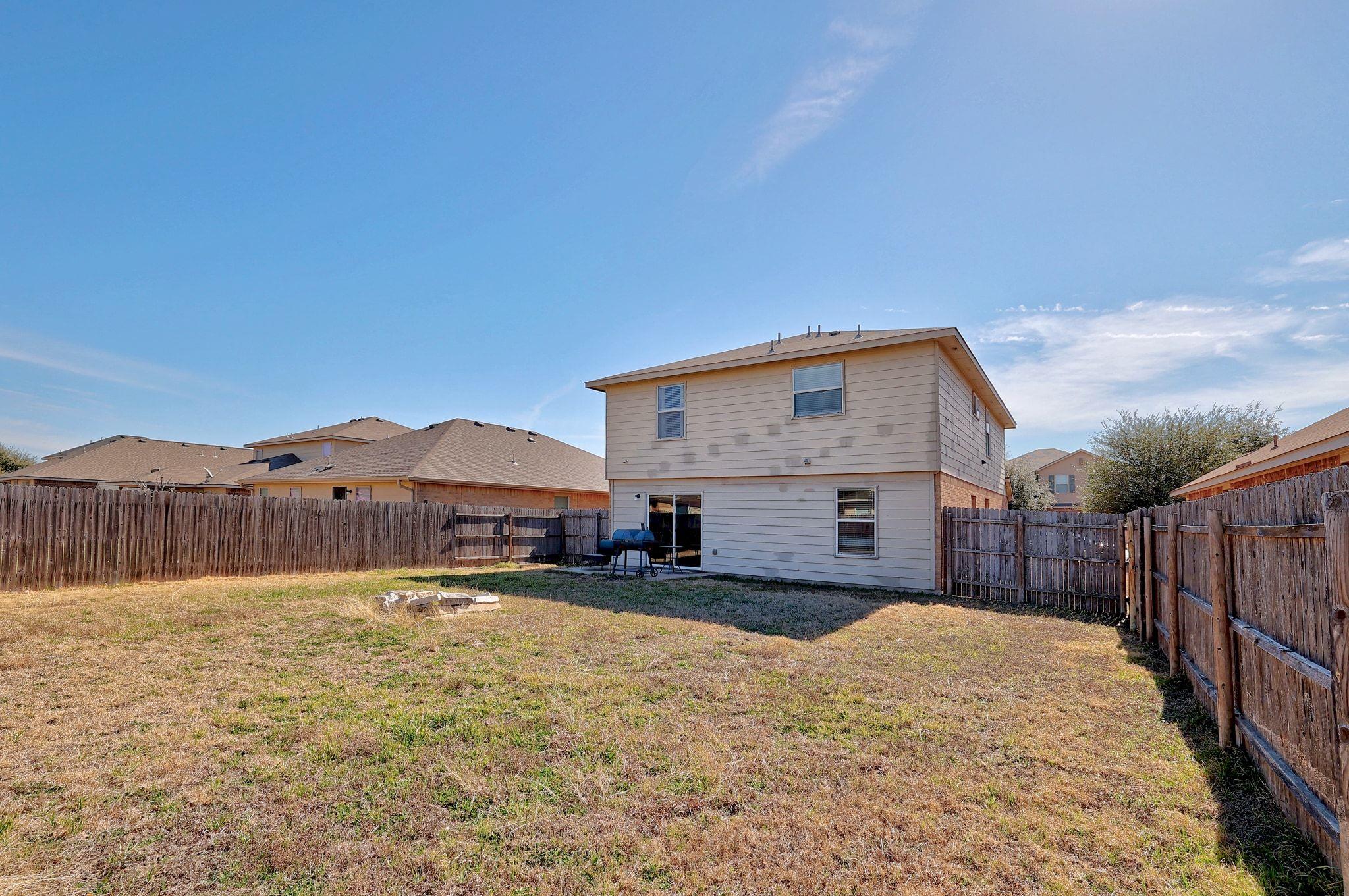 120 Mallard Ln, Leander, TX 78641