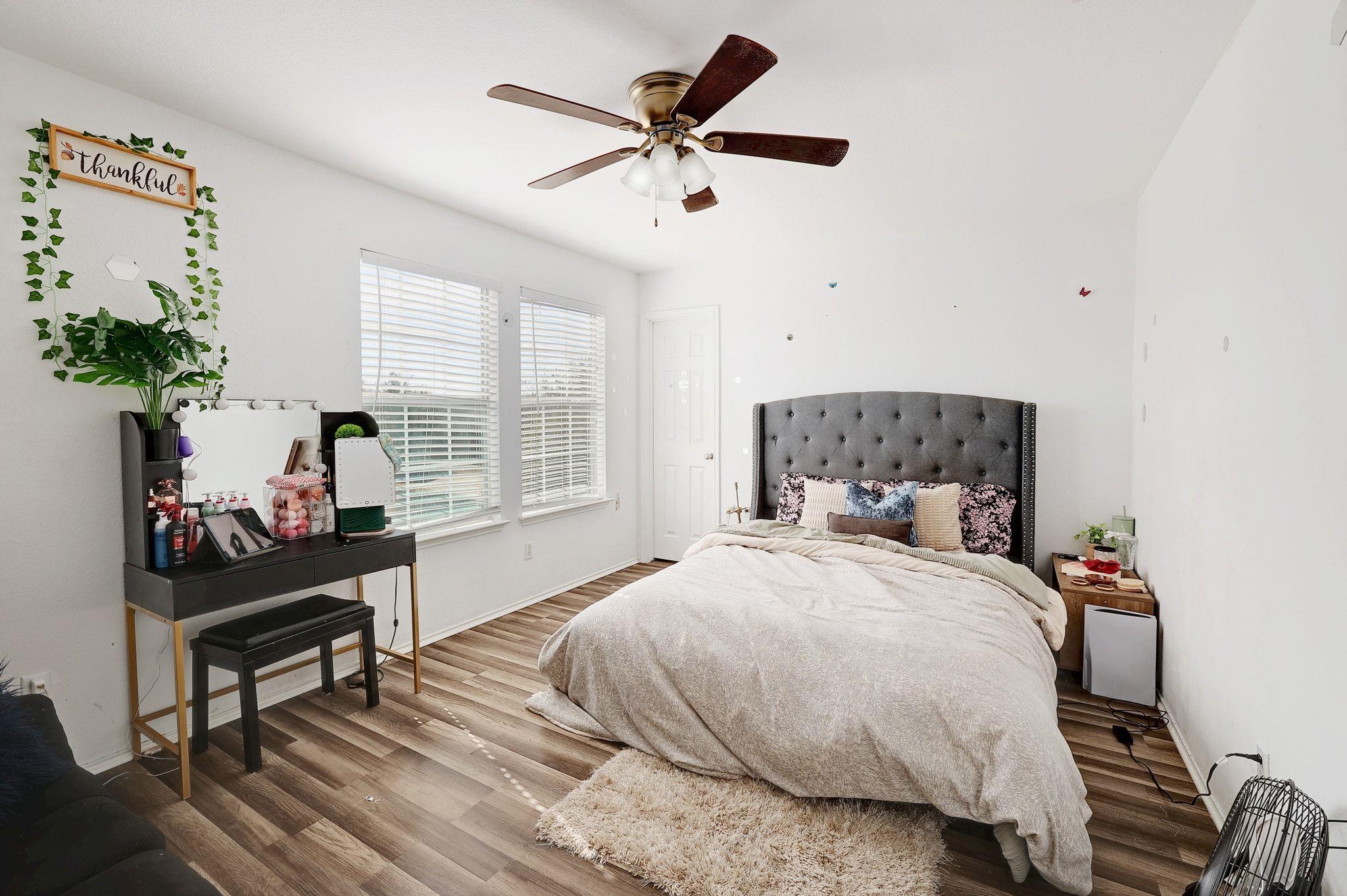 120 Mallard Ln, Leander, TX 78641