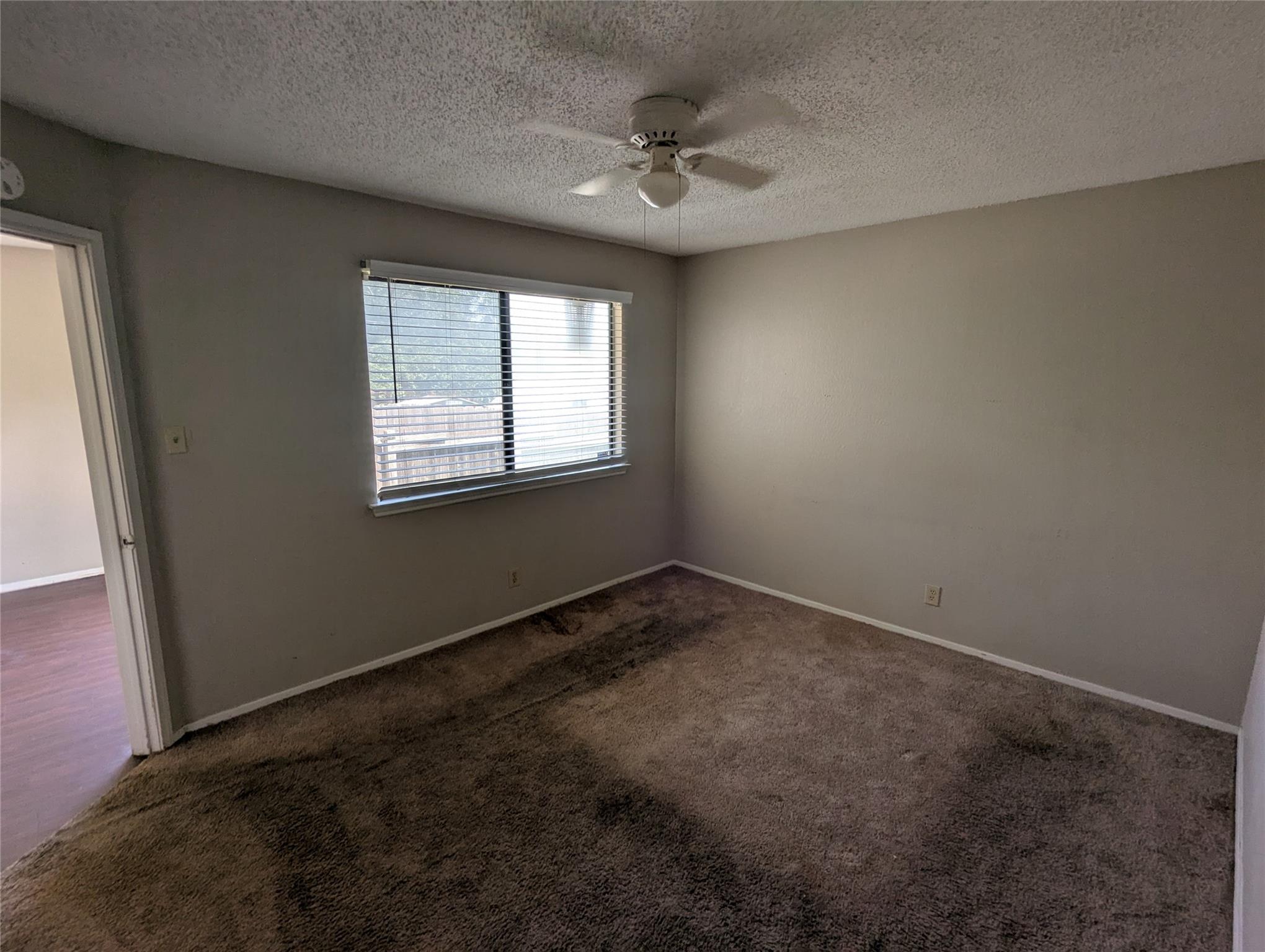 1204 Greenbriar Loop, Round Rock, TX 78664