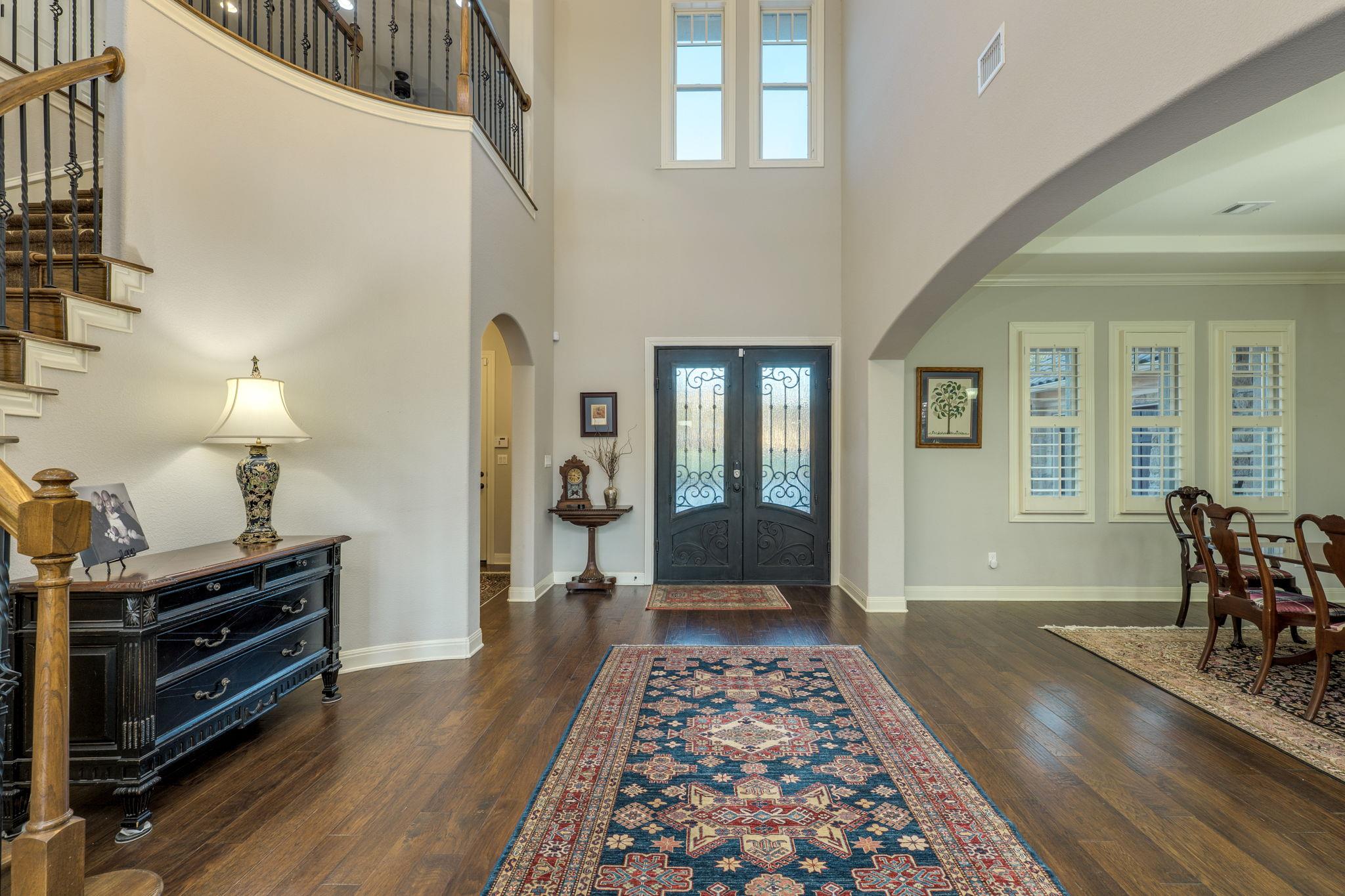 104 Bella Strada Cv, Austin, TX 78734