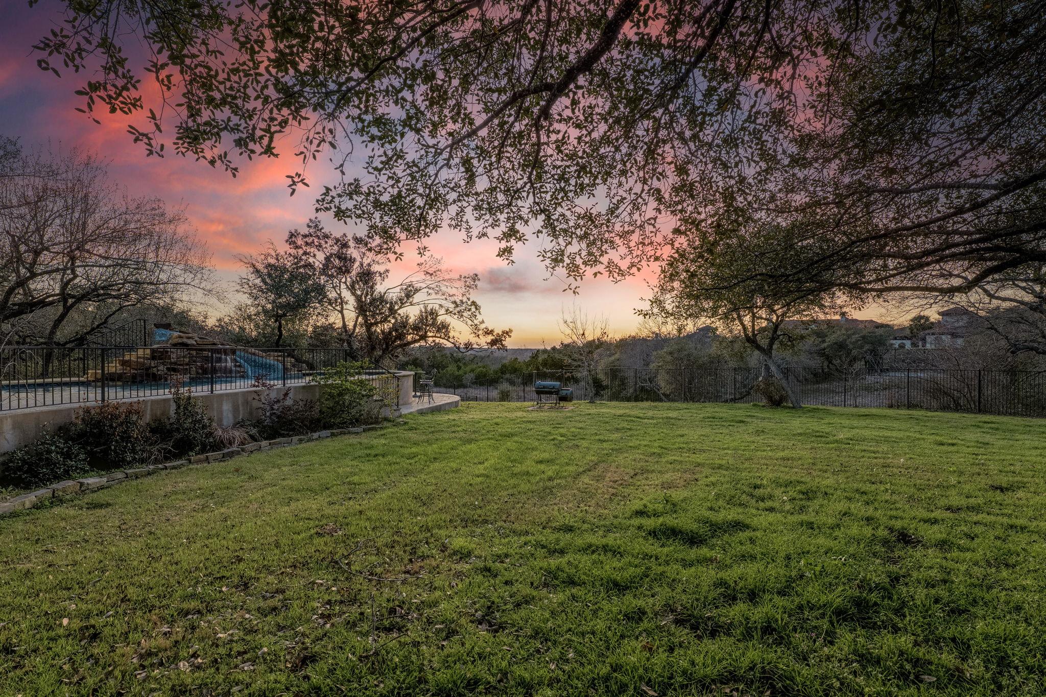 104 Bella Strada Cv, Austin, TX 78734