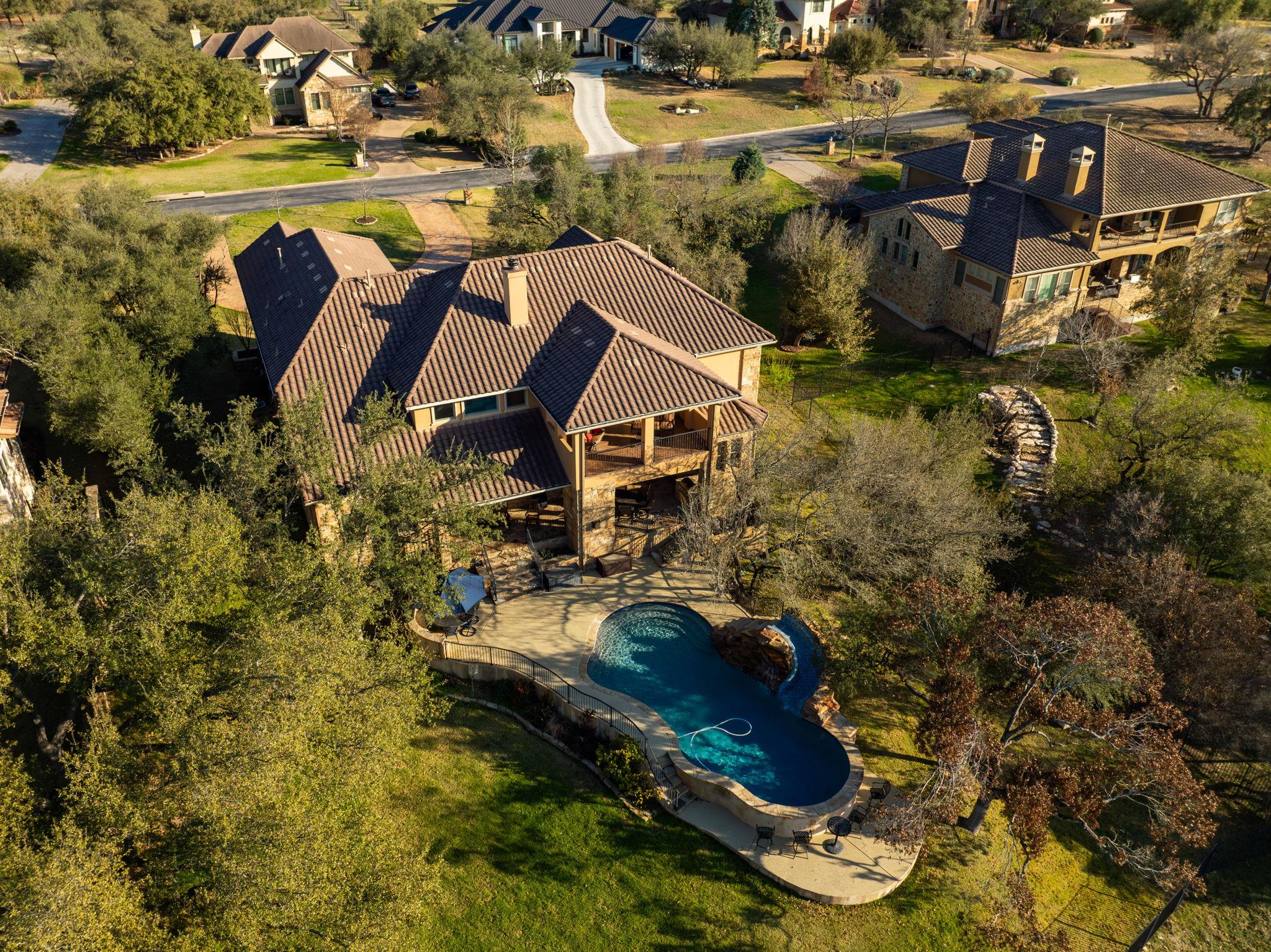 104 Bella Strada Cv, Austin, TX 78734