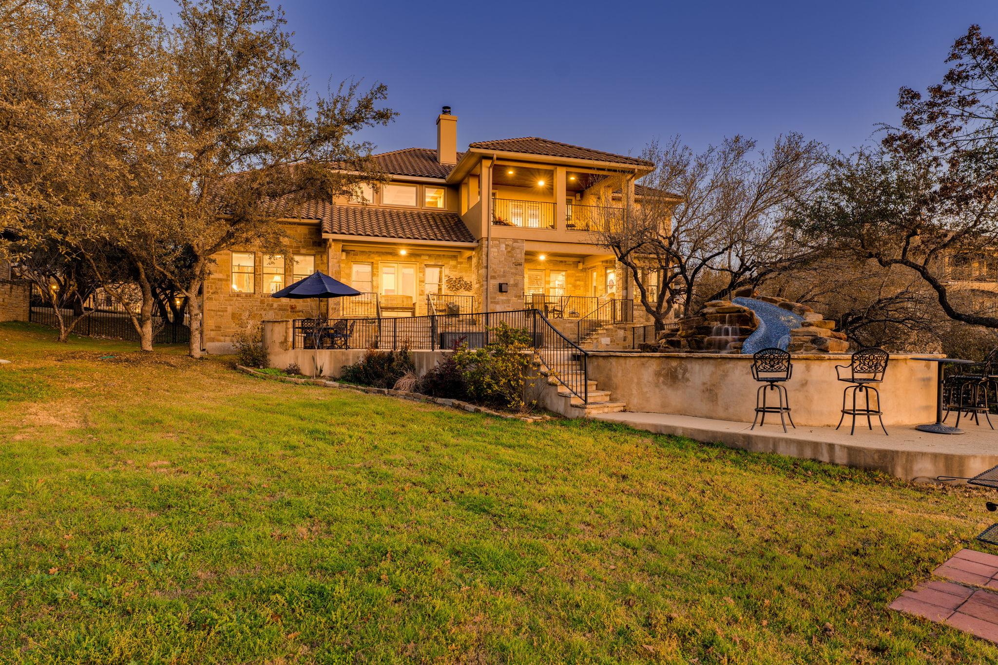 104 Bella Strada Cv, Austin, TX 78734