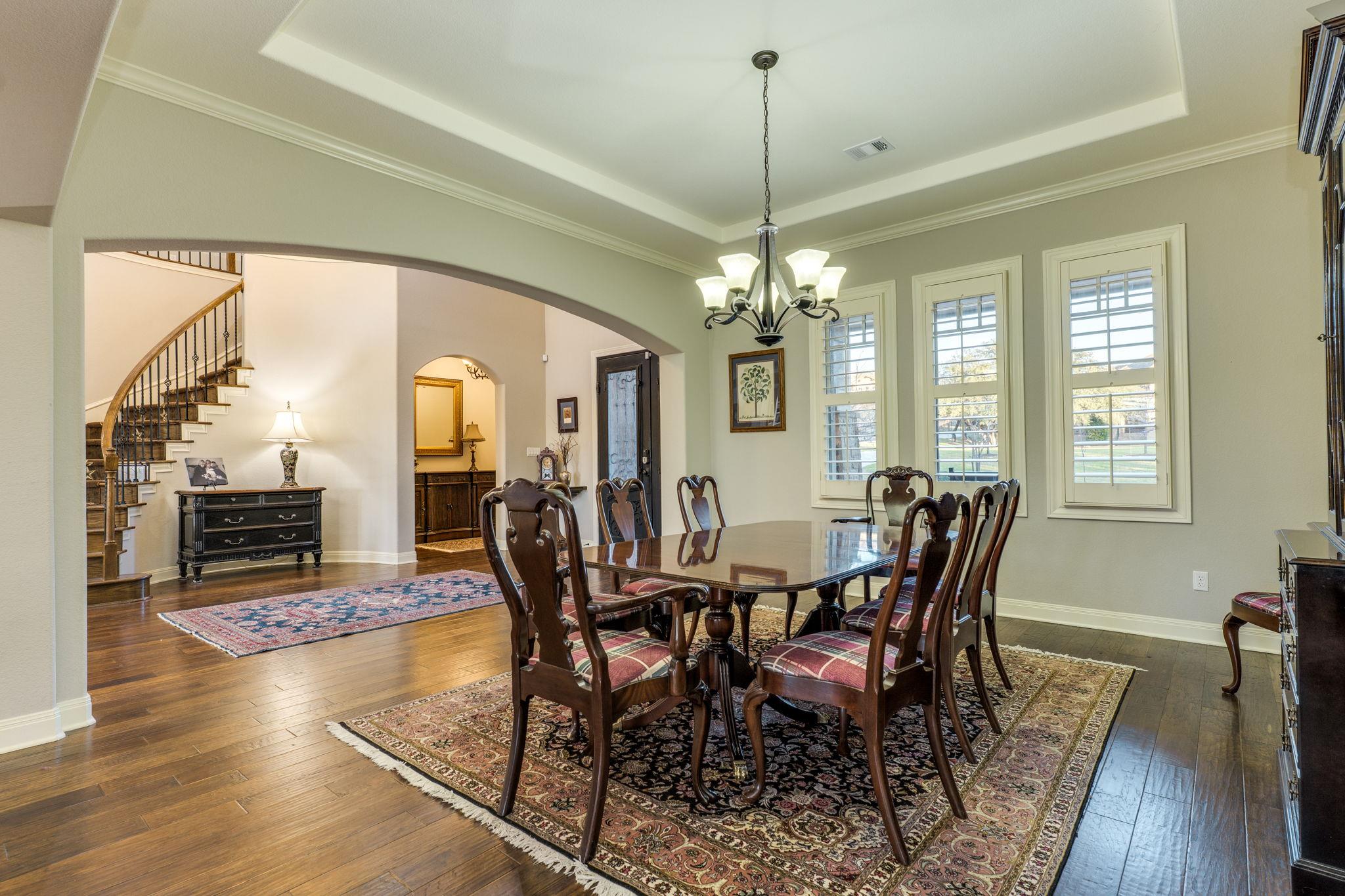 104 Bella Strada Cv, Austin, TX 78734