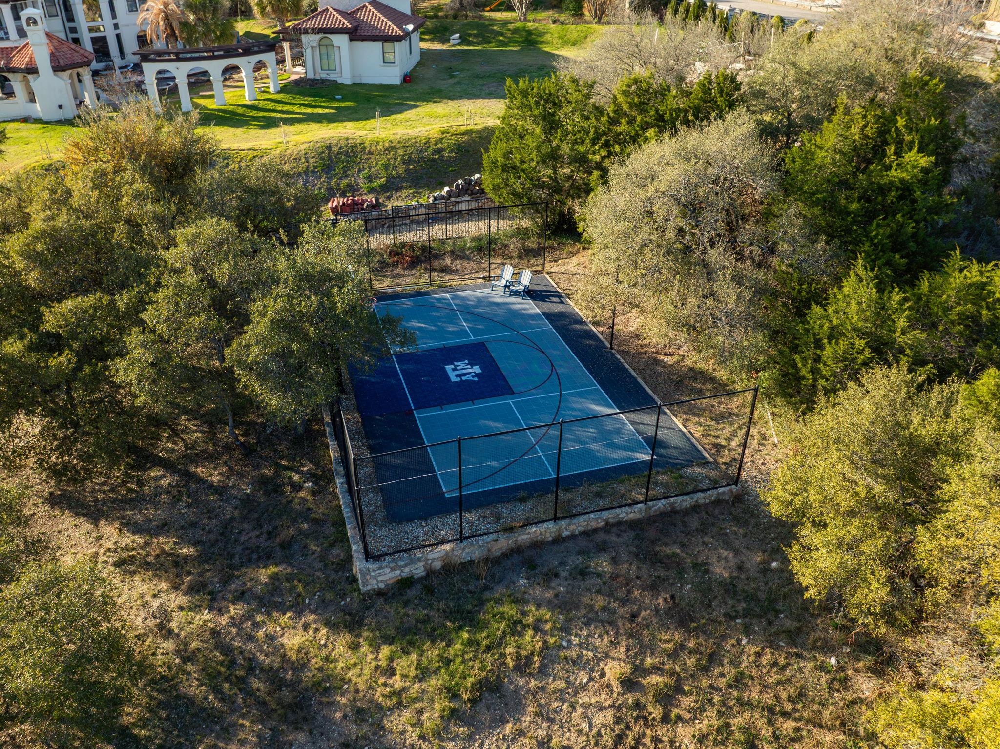 104 Bella Strada Cv, Austin, TX 78734