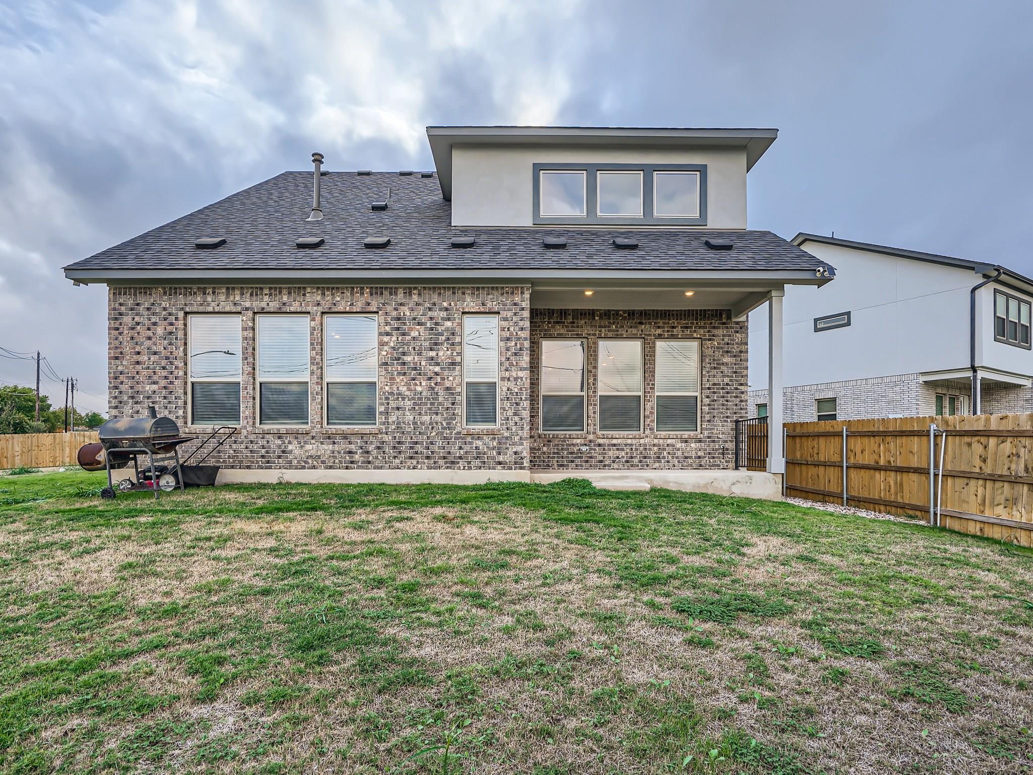 2800 Sebring Cir, Austin, TX 78747