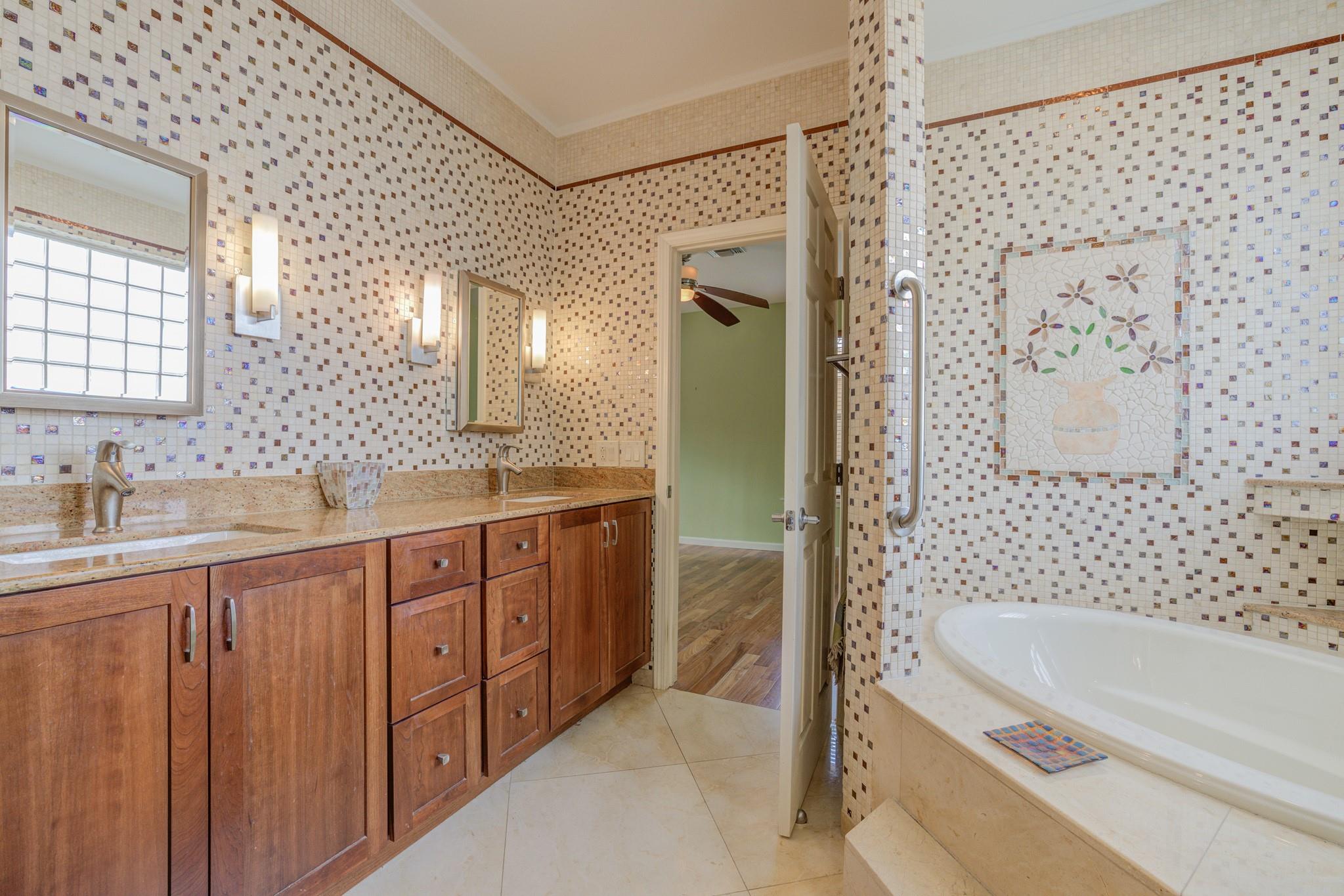 3606 Winfield Cv, Austin, TX 78704