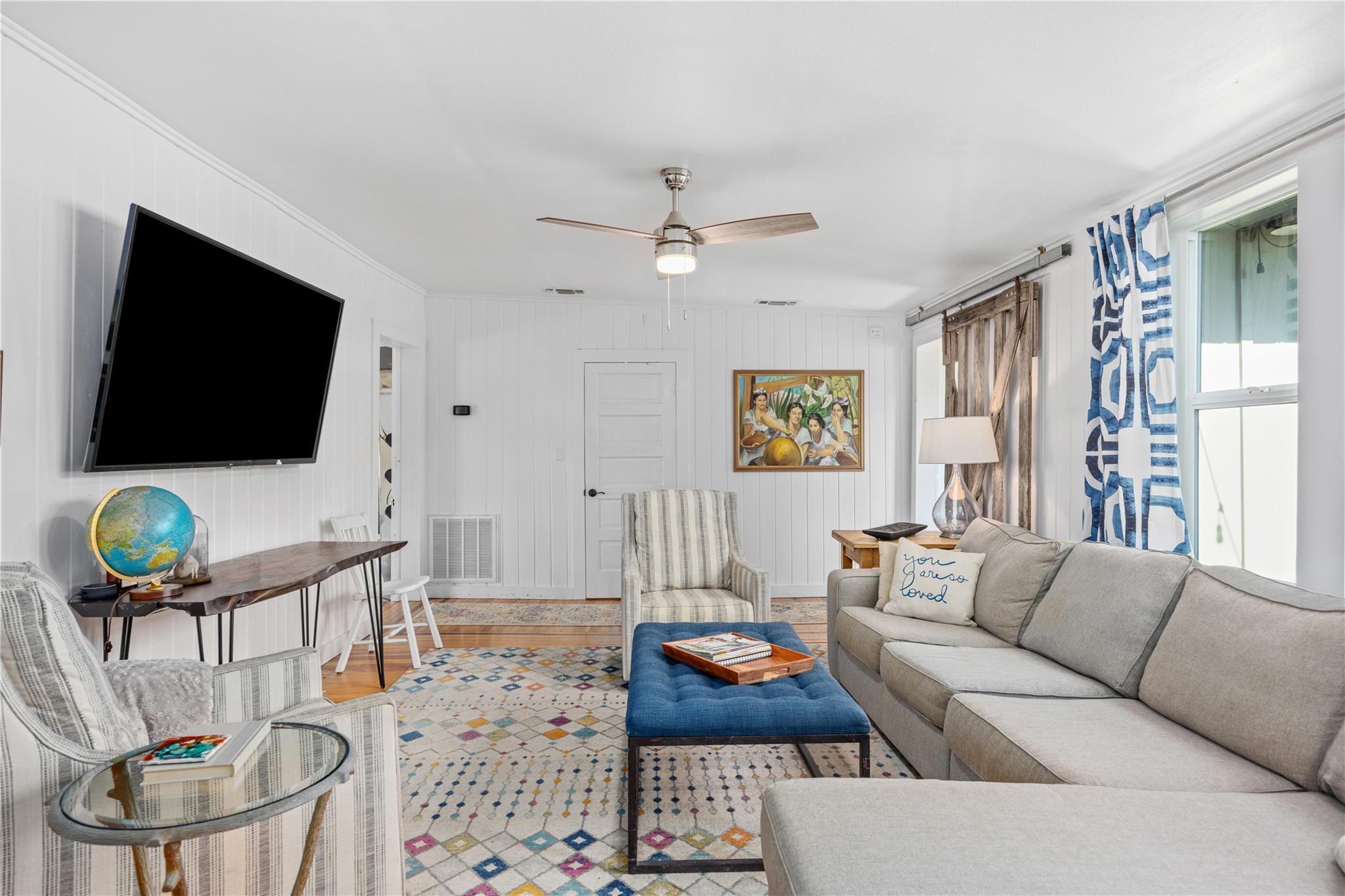 684 Stoneleigh Rd, Center Point, TX 78010