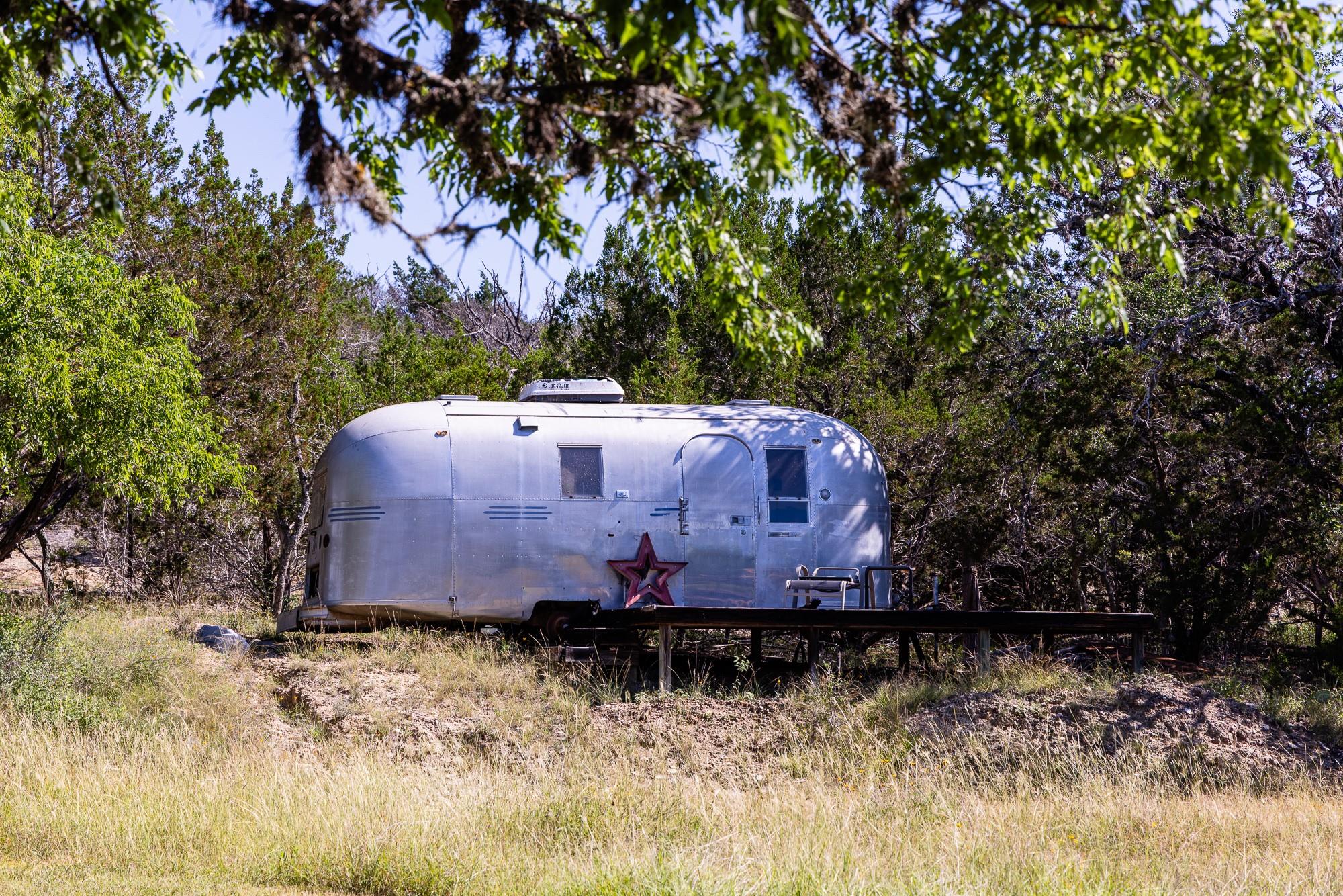 684 Stoneleigh Rd, Center Point, TX 78010