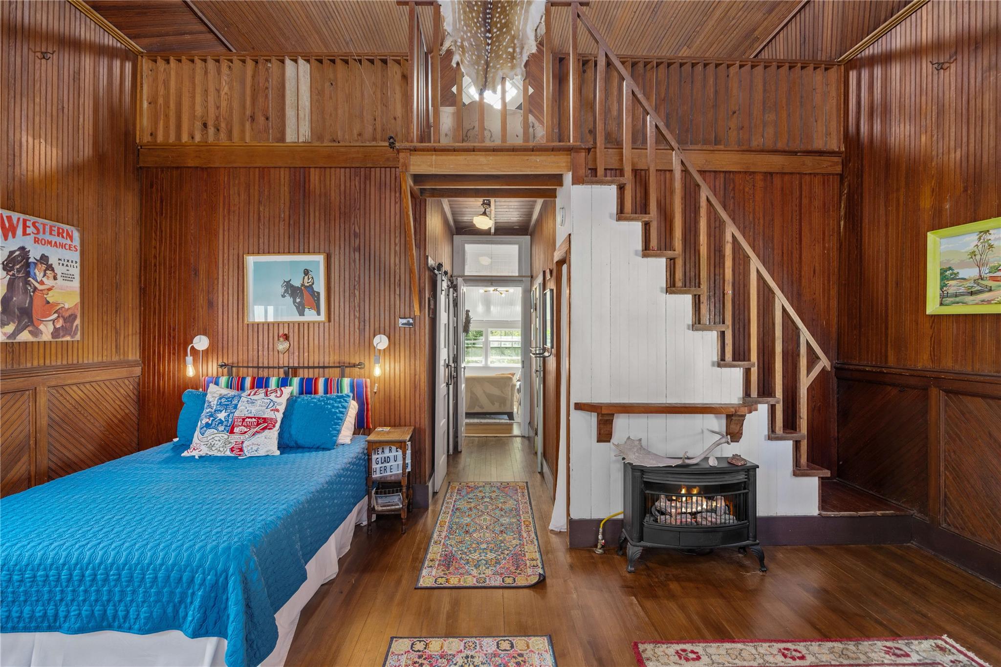 684 Stoneleigh Rd, Center Point, TX 78010