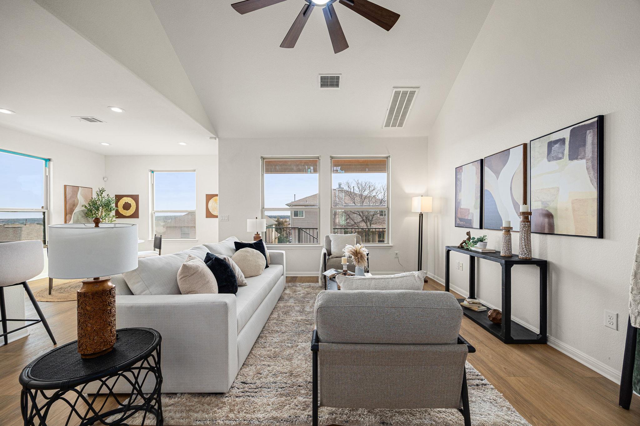 304 Santa Maria St, Georgetown, TX 78628