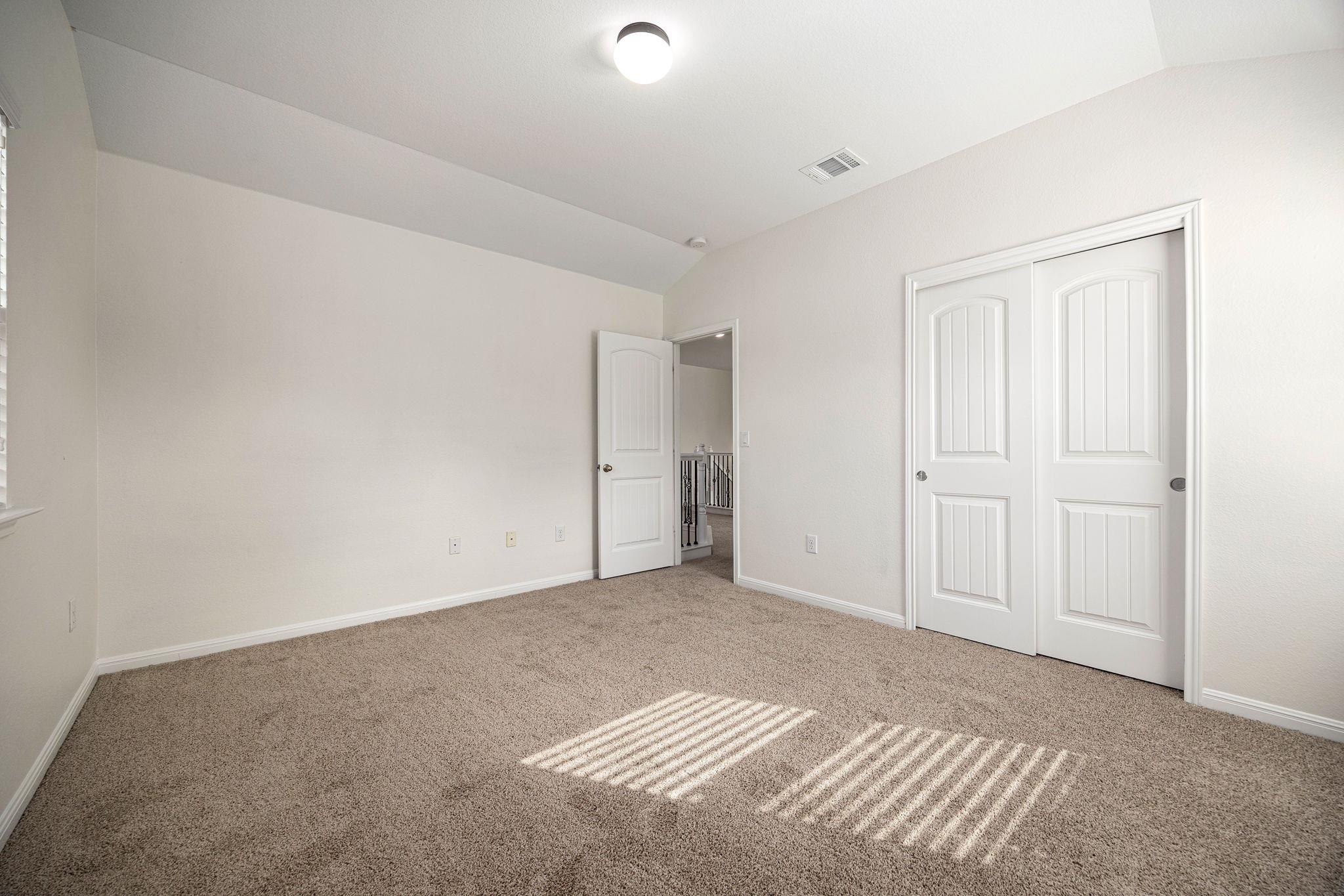 304 Santa Maria St, Georgetown, TX 78628