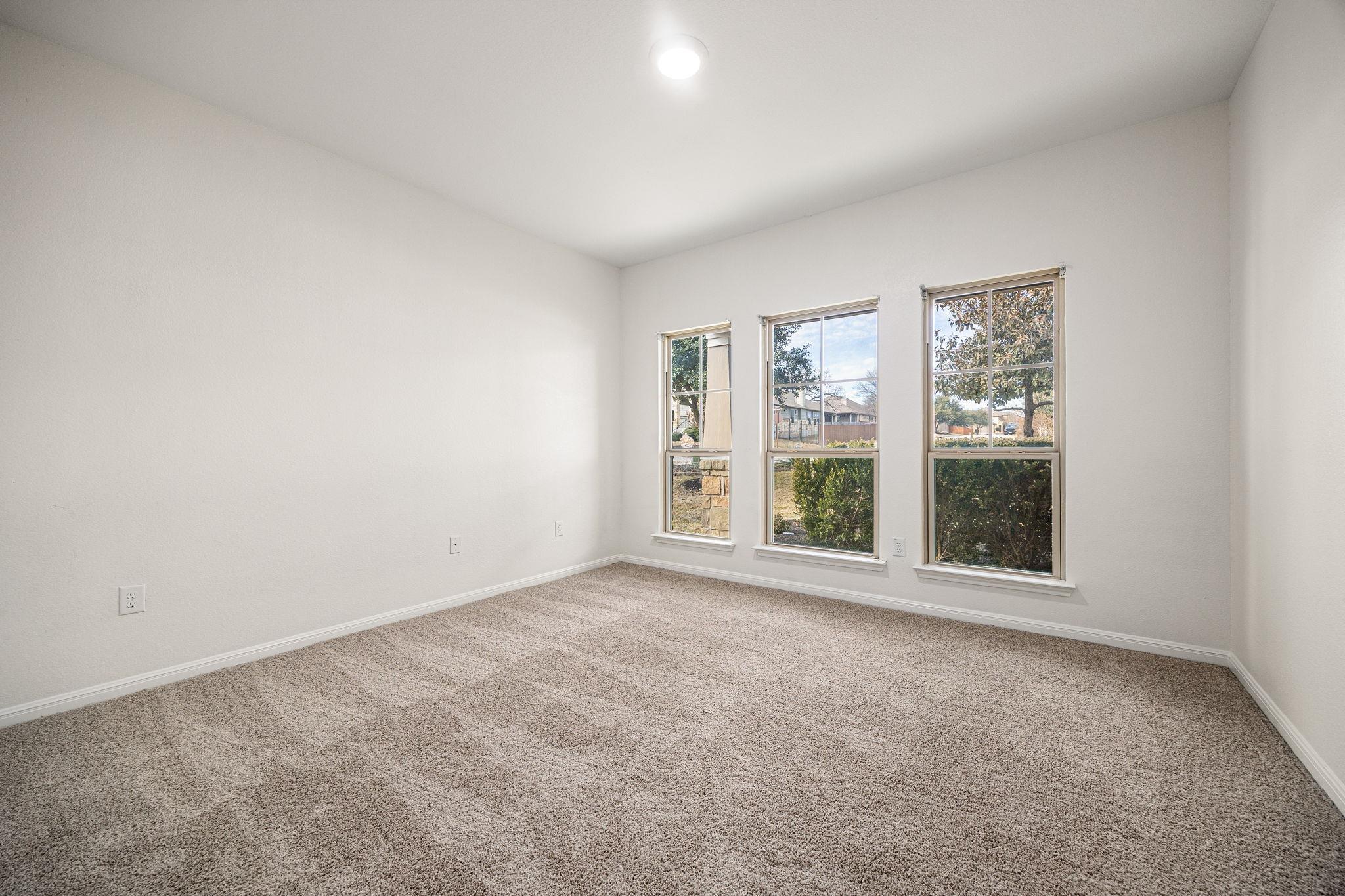 304 Santa Maria St, Georgetown, TX 78628