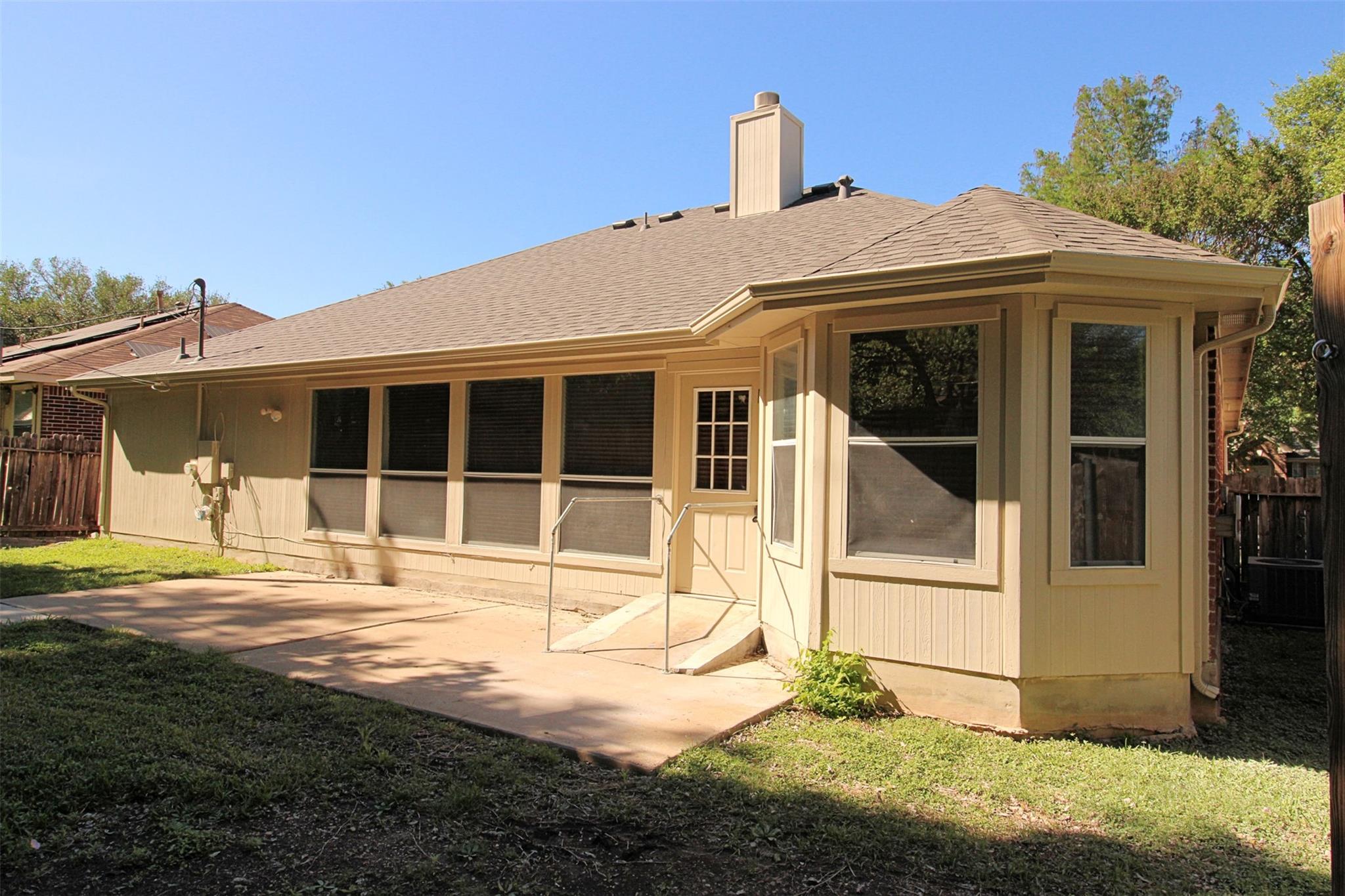 1910 Balsam Way, Round Rock, TX 78665