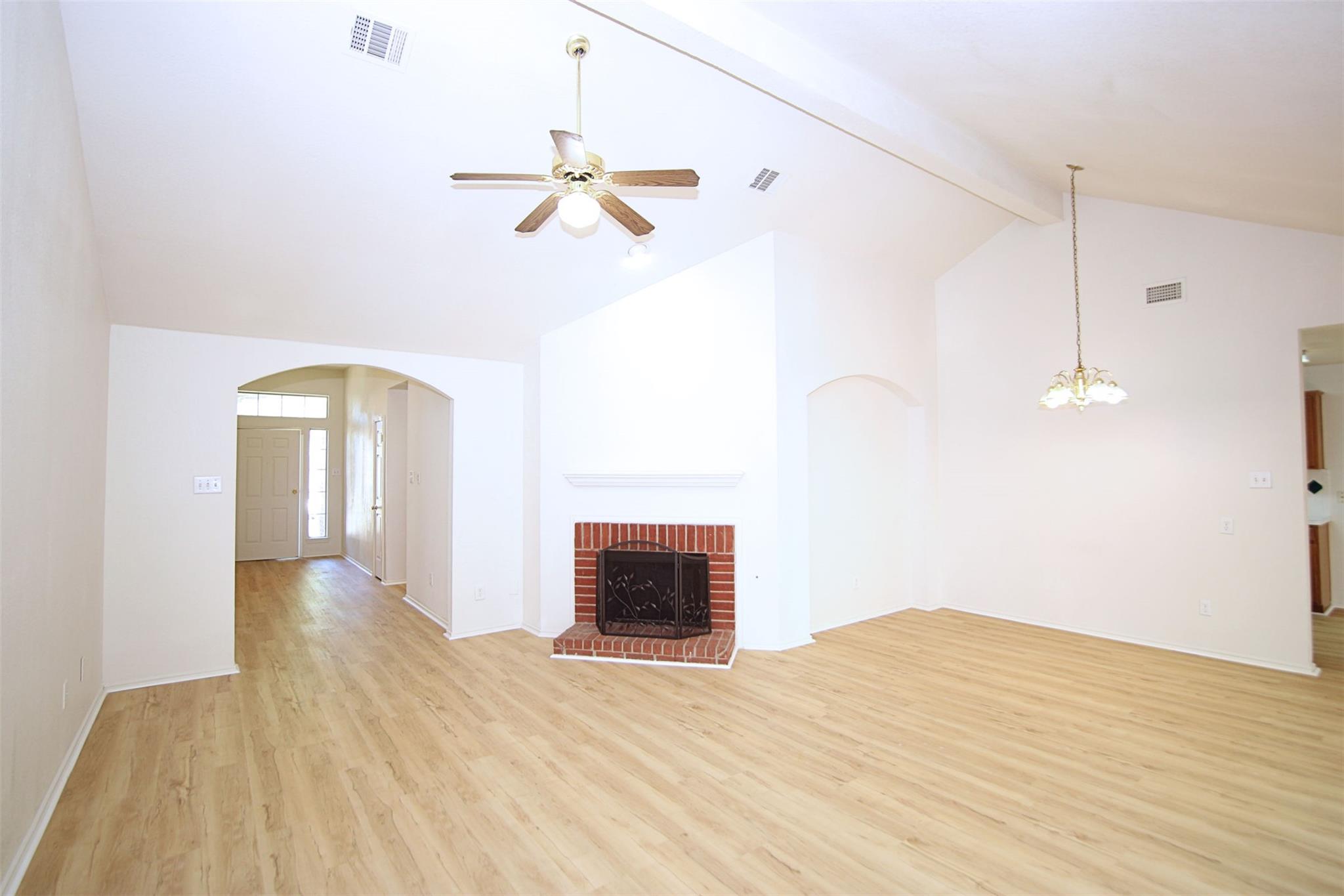 1910 Balsam Way, Round Rock, TX 78665