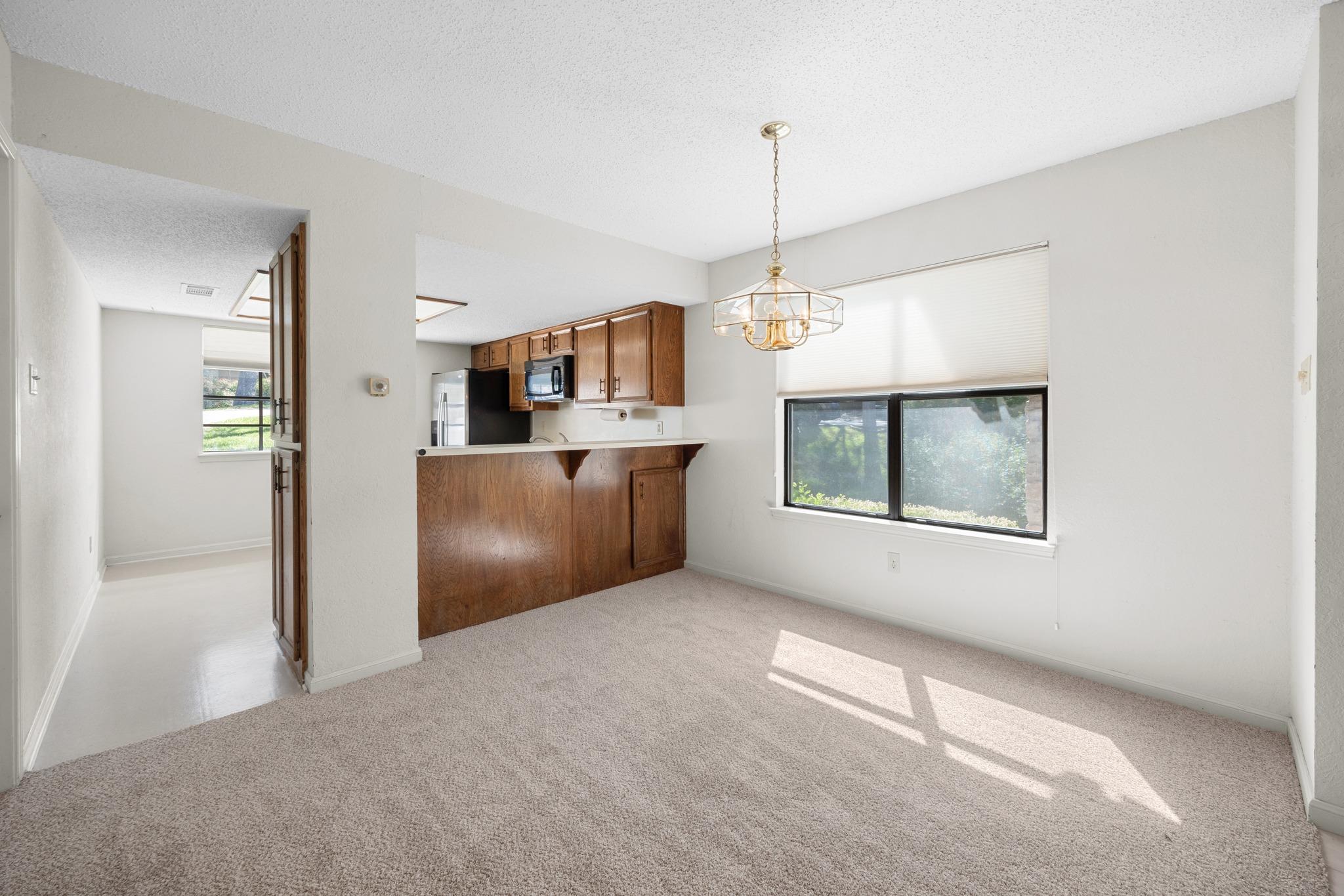 9518 Topridge Dr # 28, Austin, TX 78750