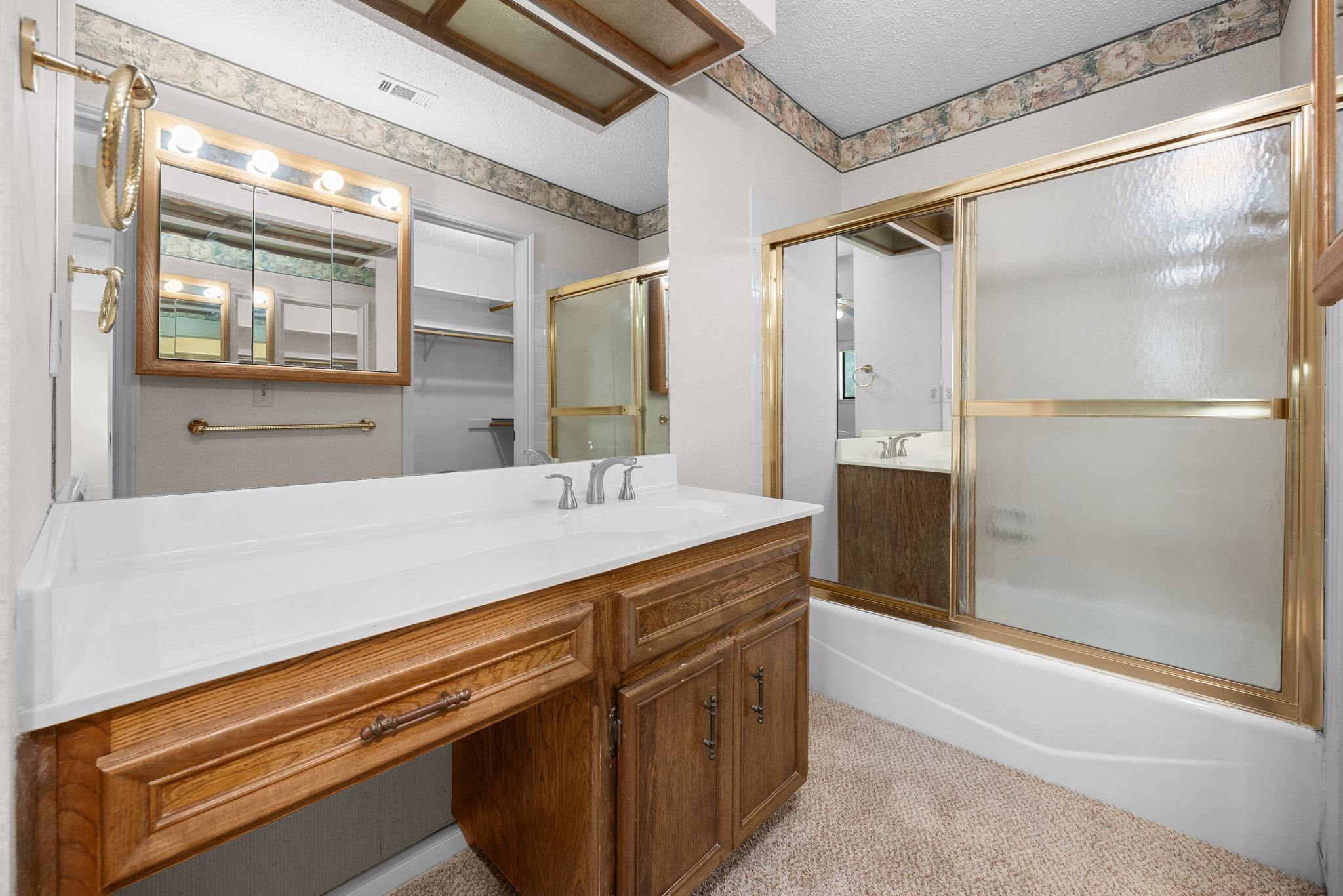 9518 Topridge Dr # 28, Austin, TX 78750