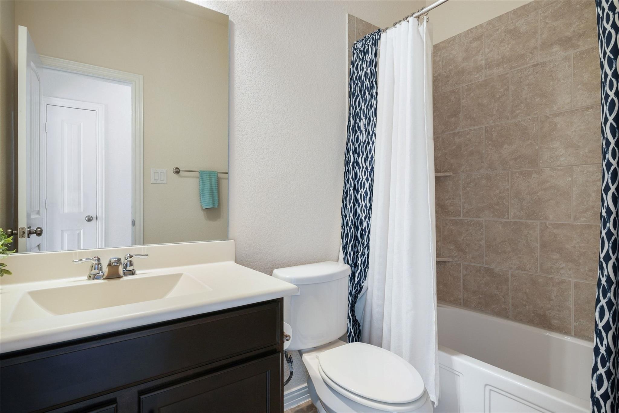 1017 Arvada Dr, Leander, TX 78641