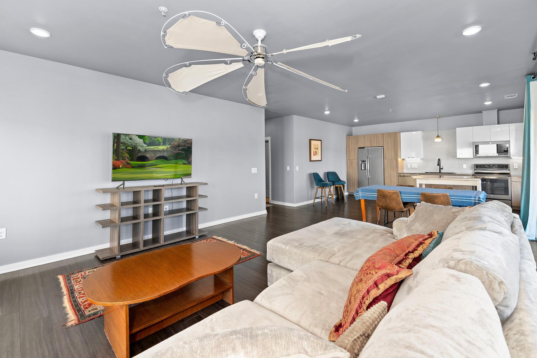 4361 S Congress Ave # 301, Austin, TX 78745