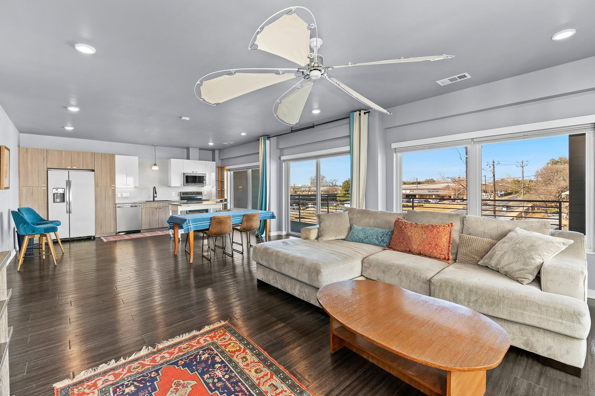 4361 S Congress Ave # 301, Austin, TX 78745