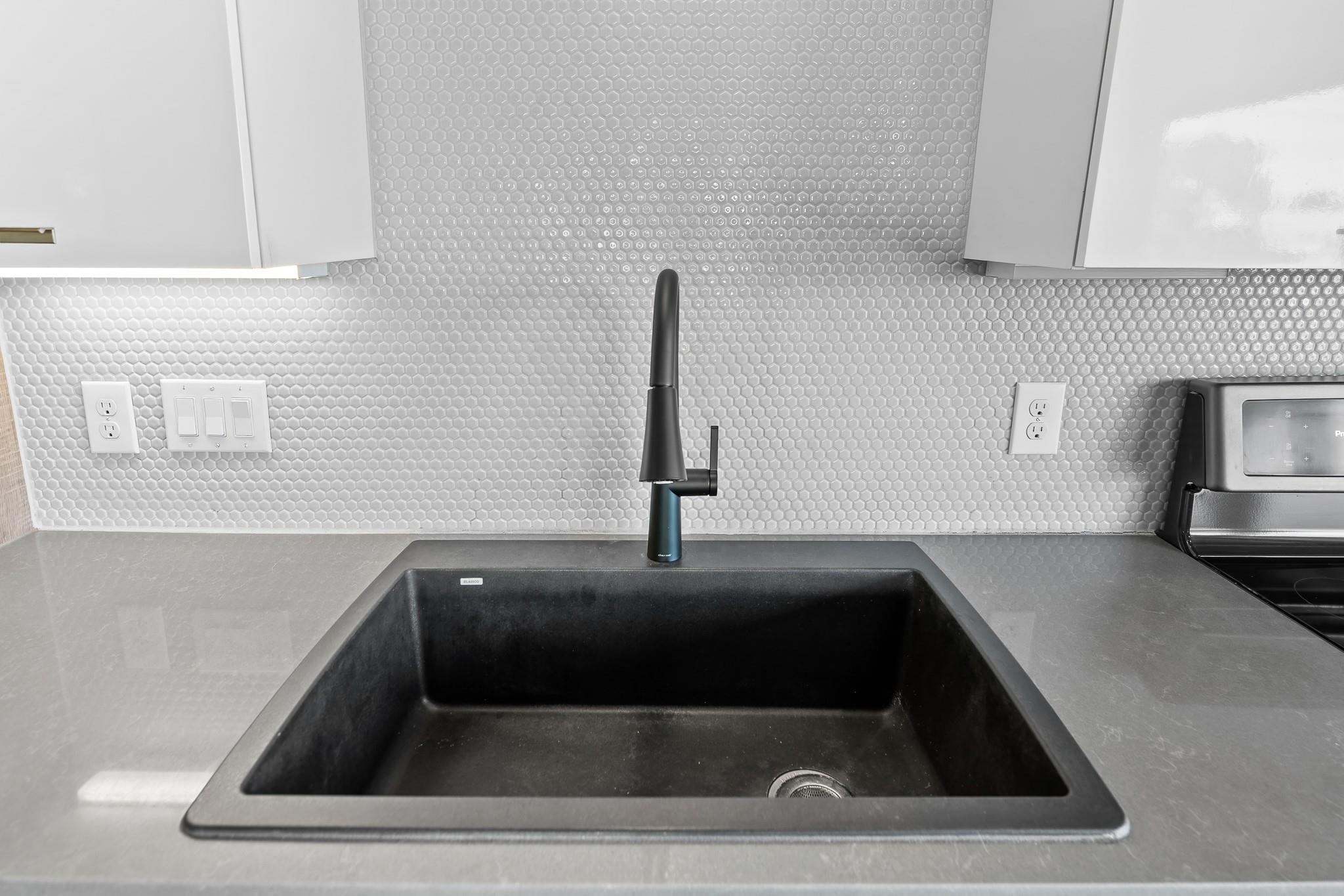 4361 S Congress Ave # 301, Austin, TX 78745