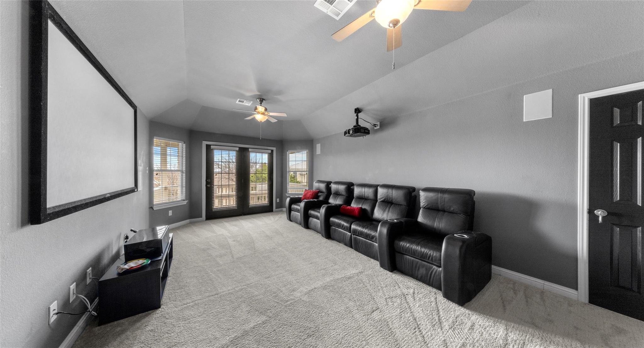 18702 Venture Dr, Point Venture, TX 78645