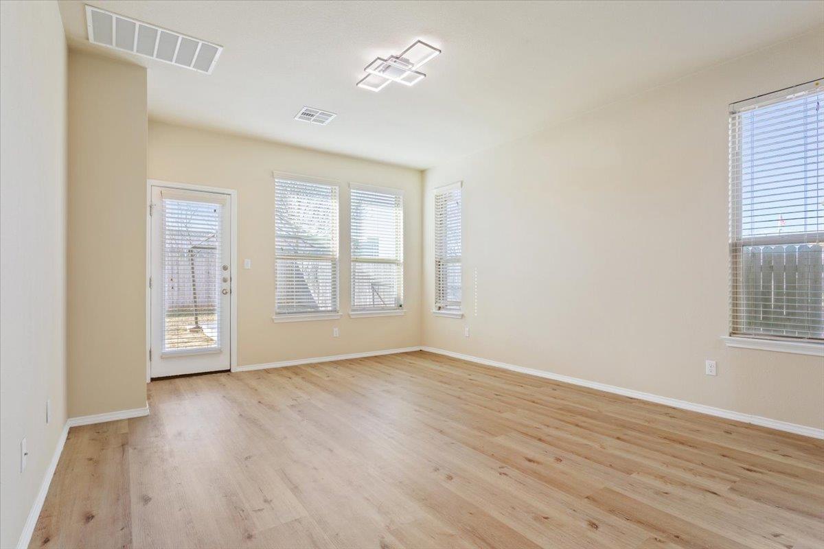 1024 Chad Loop, Round Rock, TX 78665