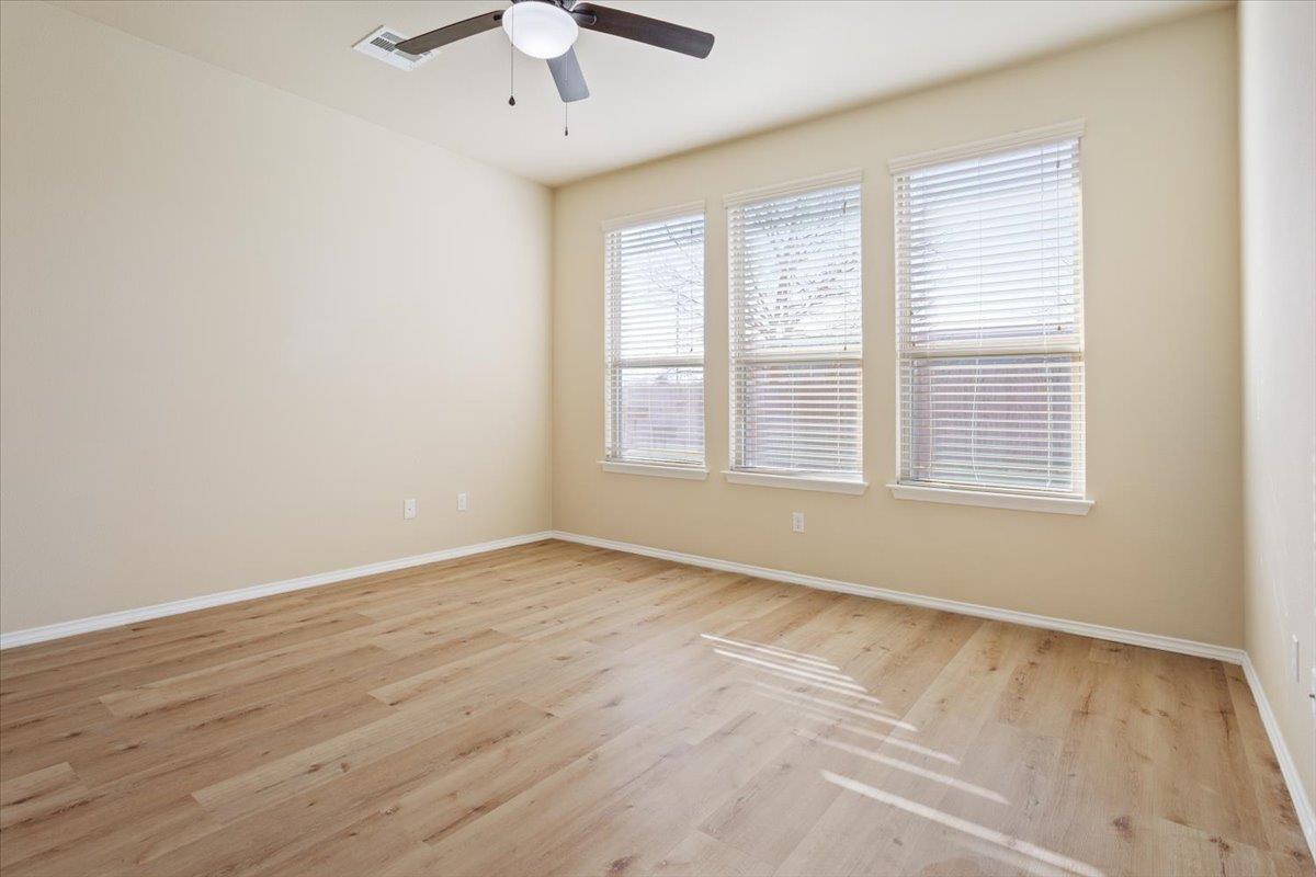 1024 Chad Loop, Round Rock, TX 78665