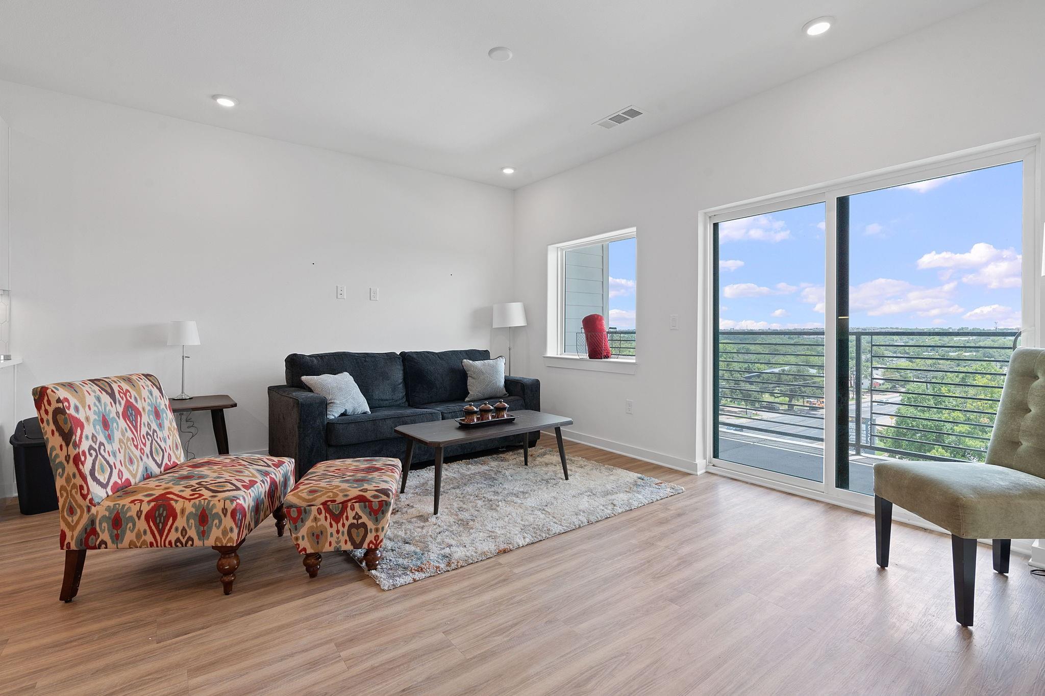4802 S Congress Ave # 124, Austin, TX 78745