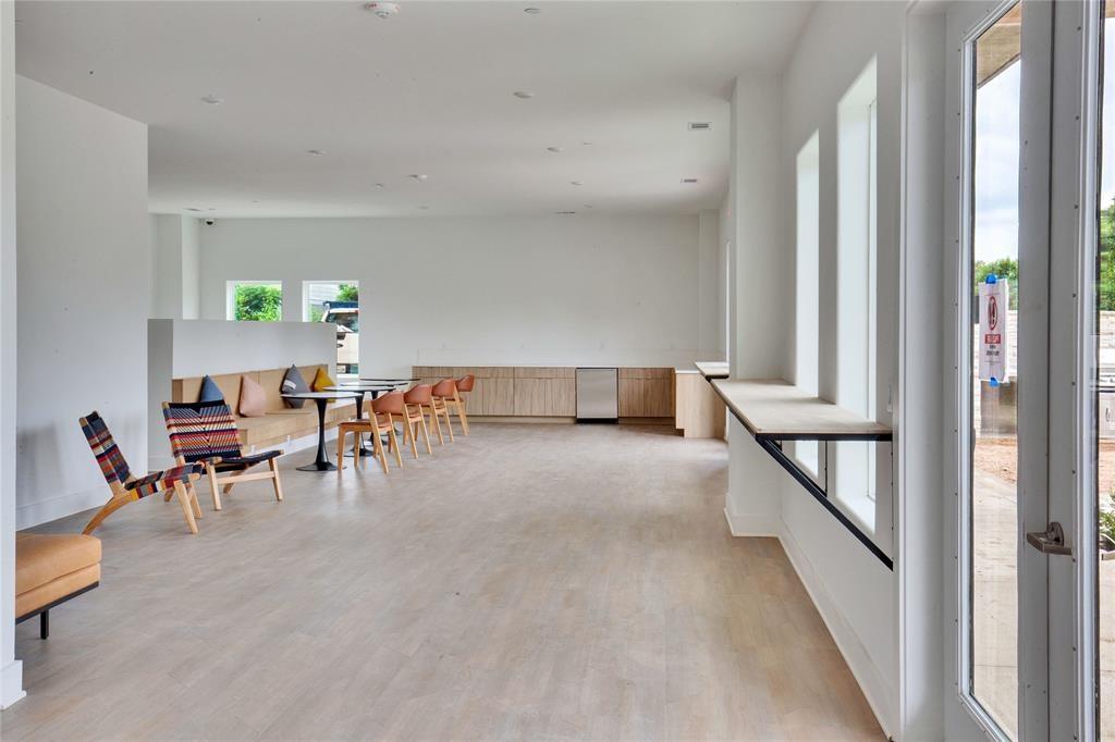 4802 S Congress Ave # 124, Austin, TX 78745