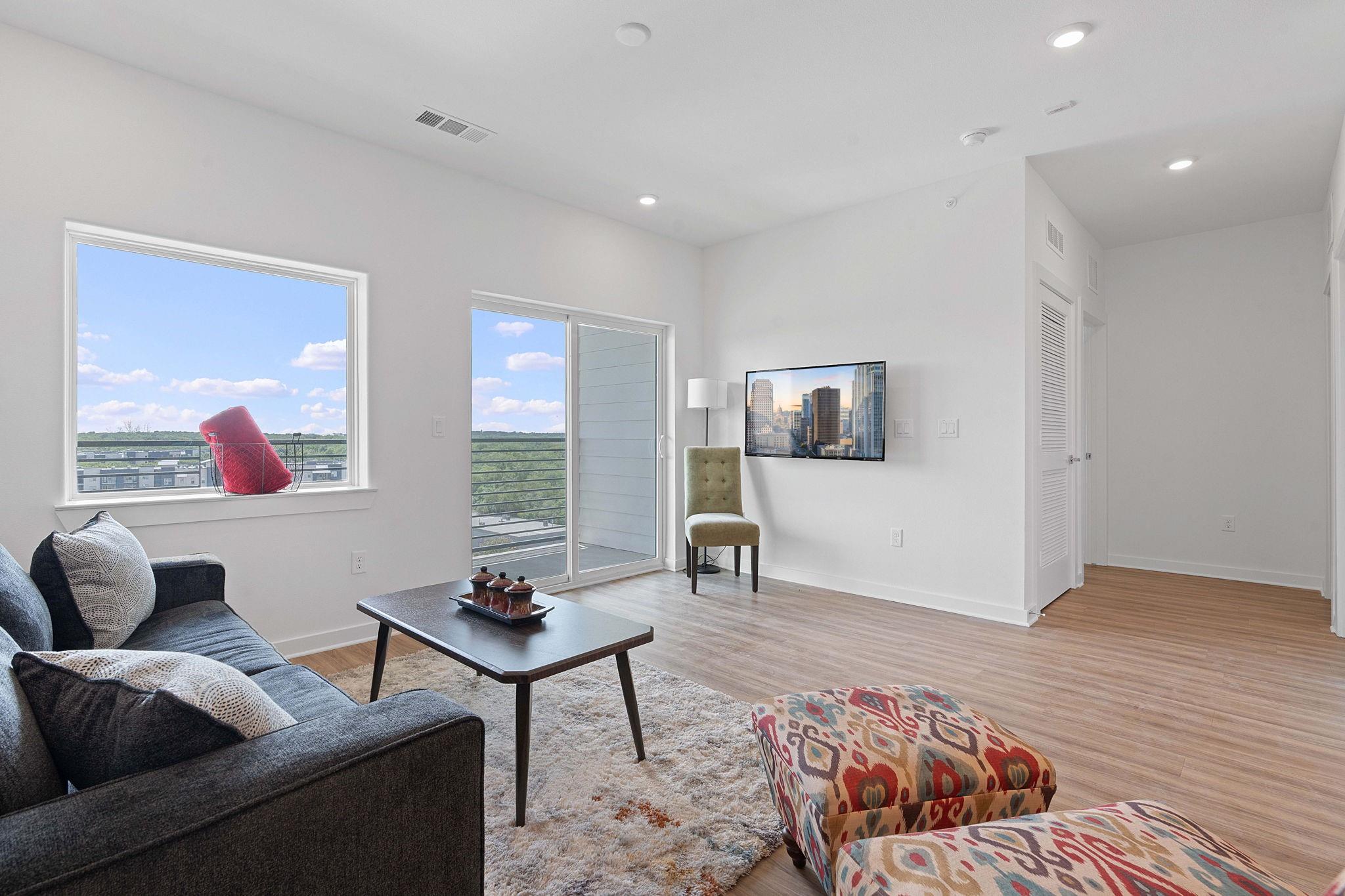 4802 S Congress Ave # 124, Austin, TX 78745