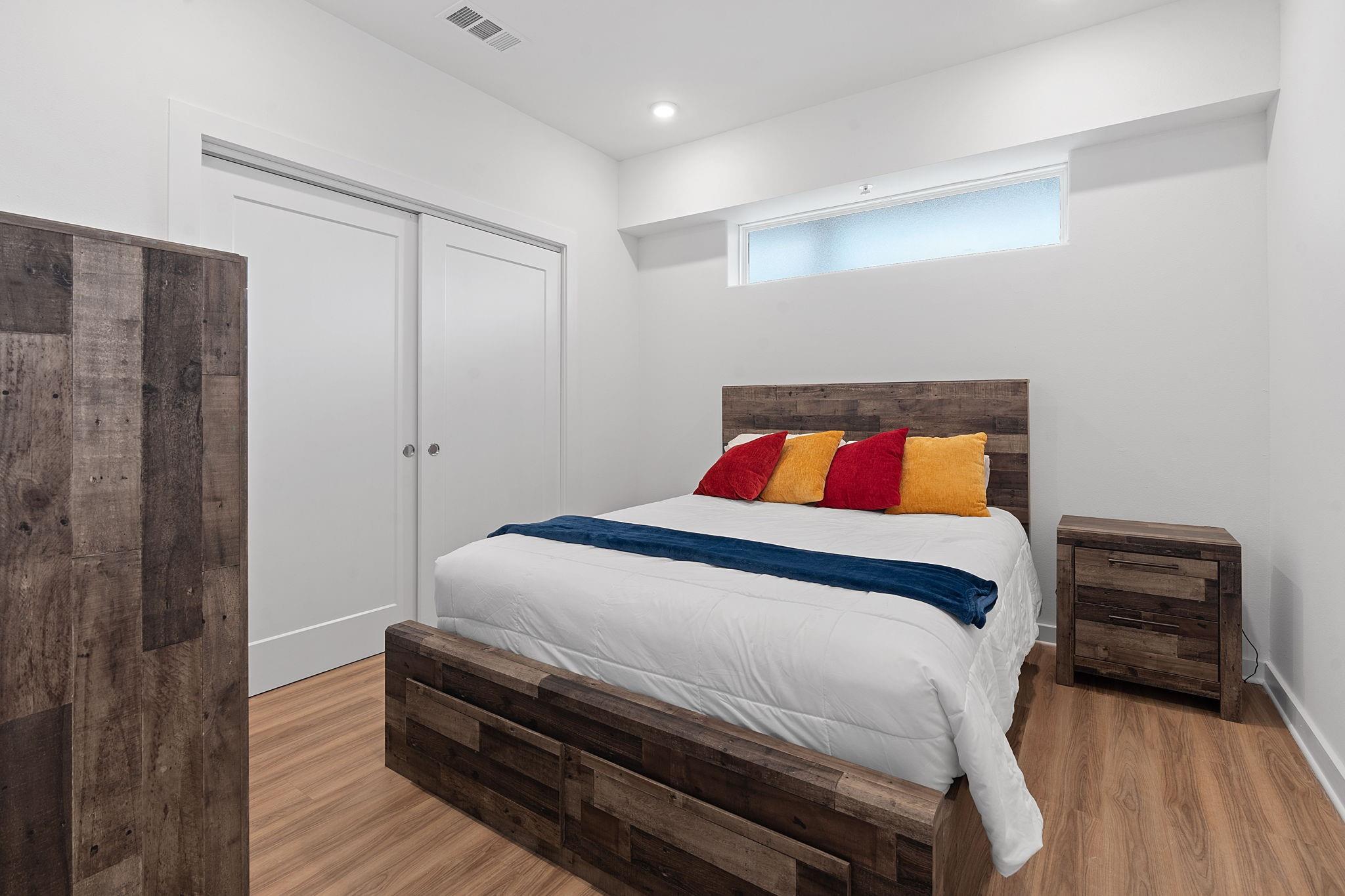 4802 S Congress Ave # 124, Austin, TX 78745