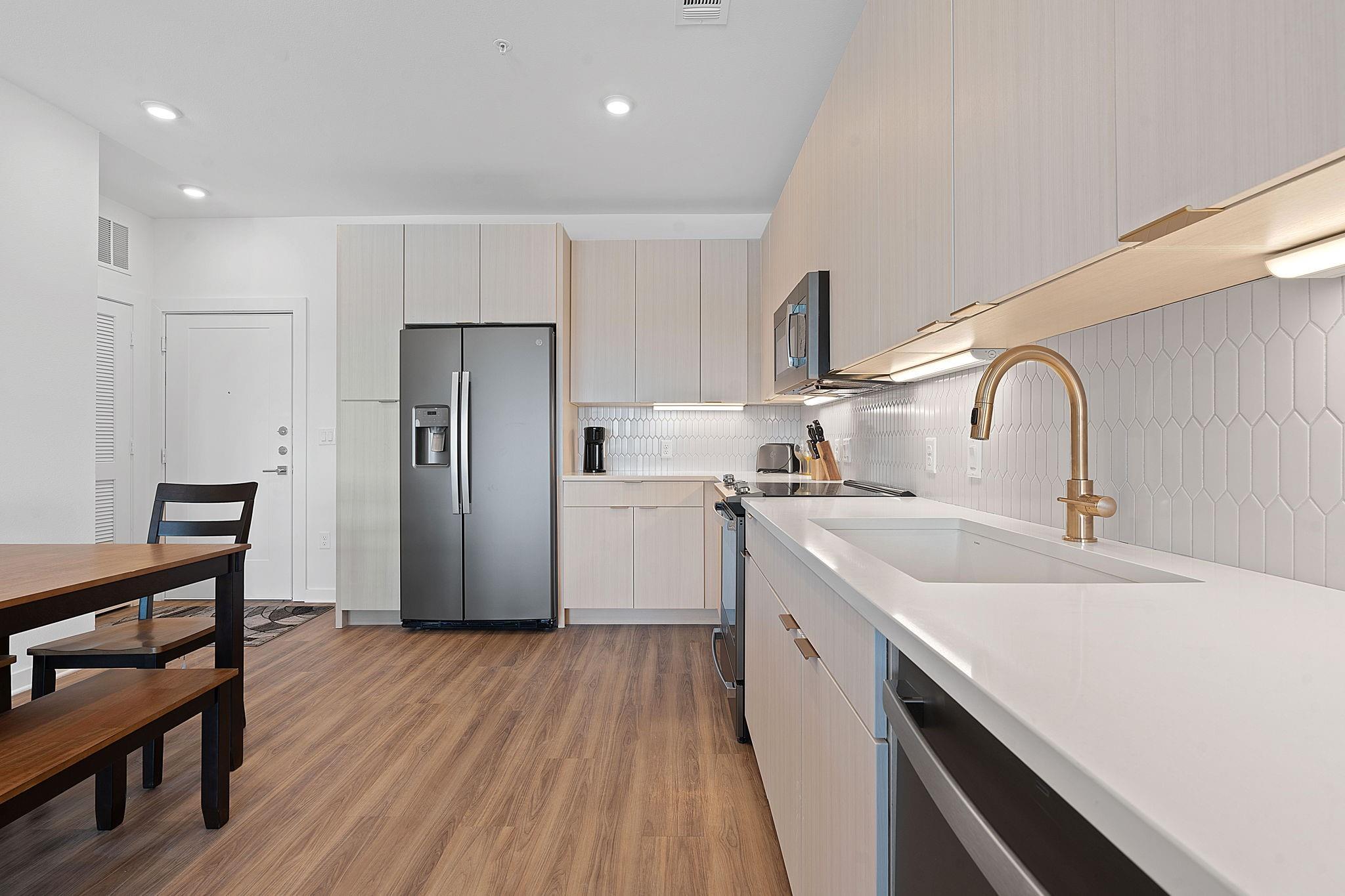 4802 S Congress Ave # 124, Austin, TX 78745