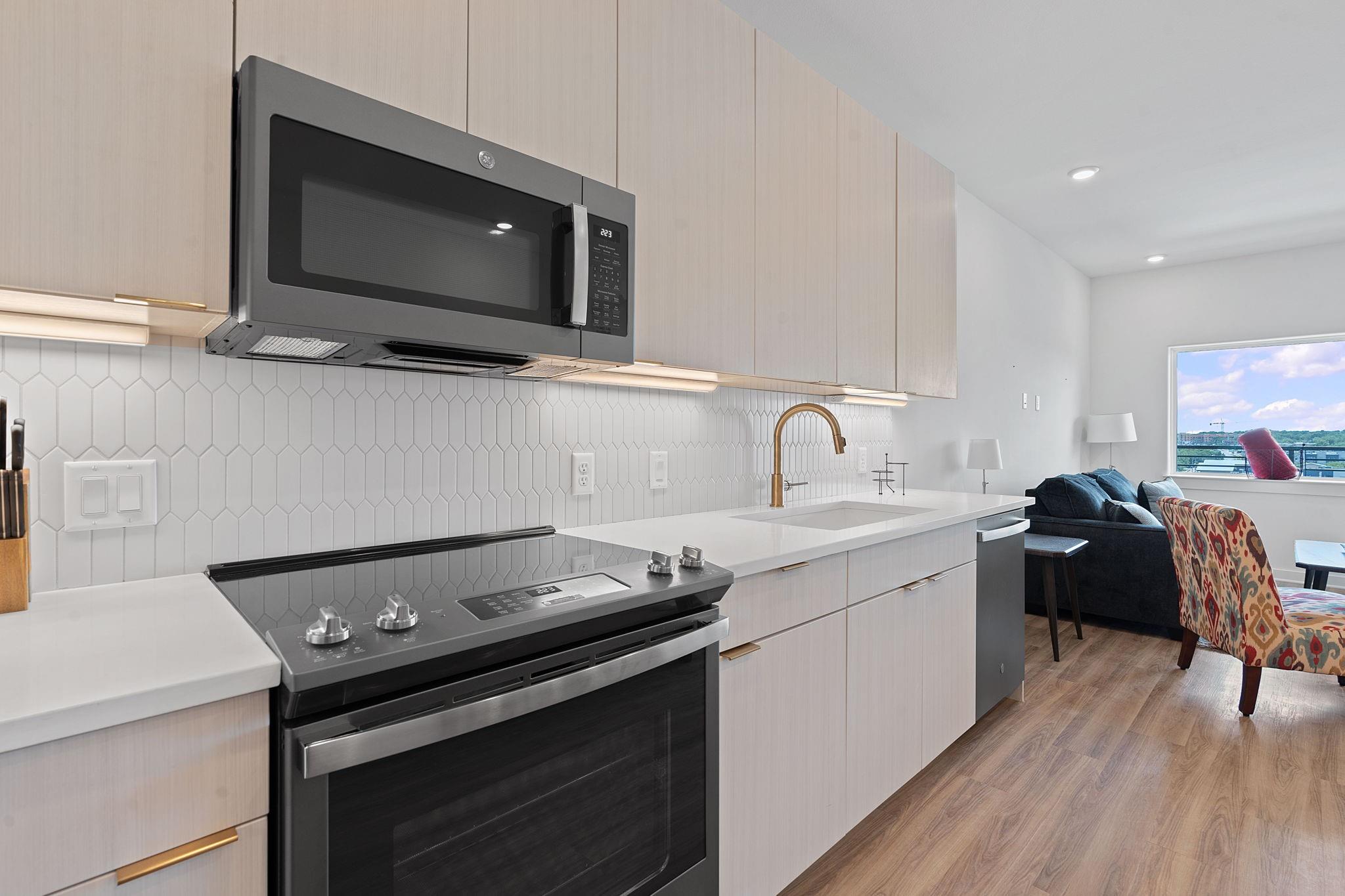 4802 S Congress Ave # 124, Austin, TX 78745