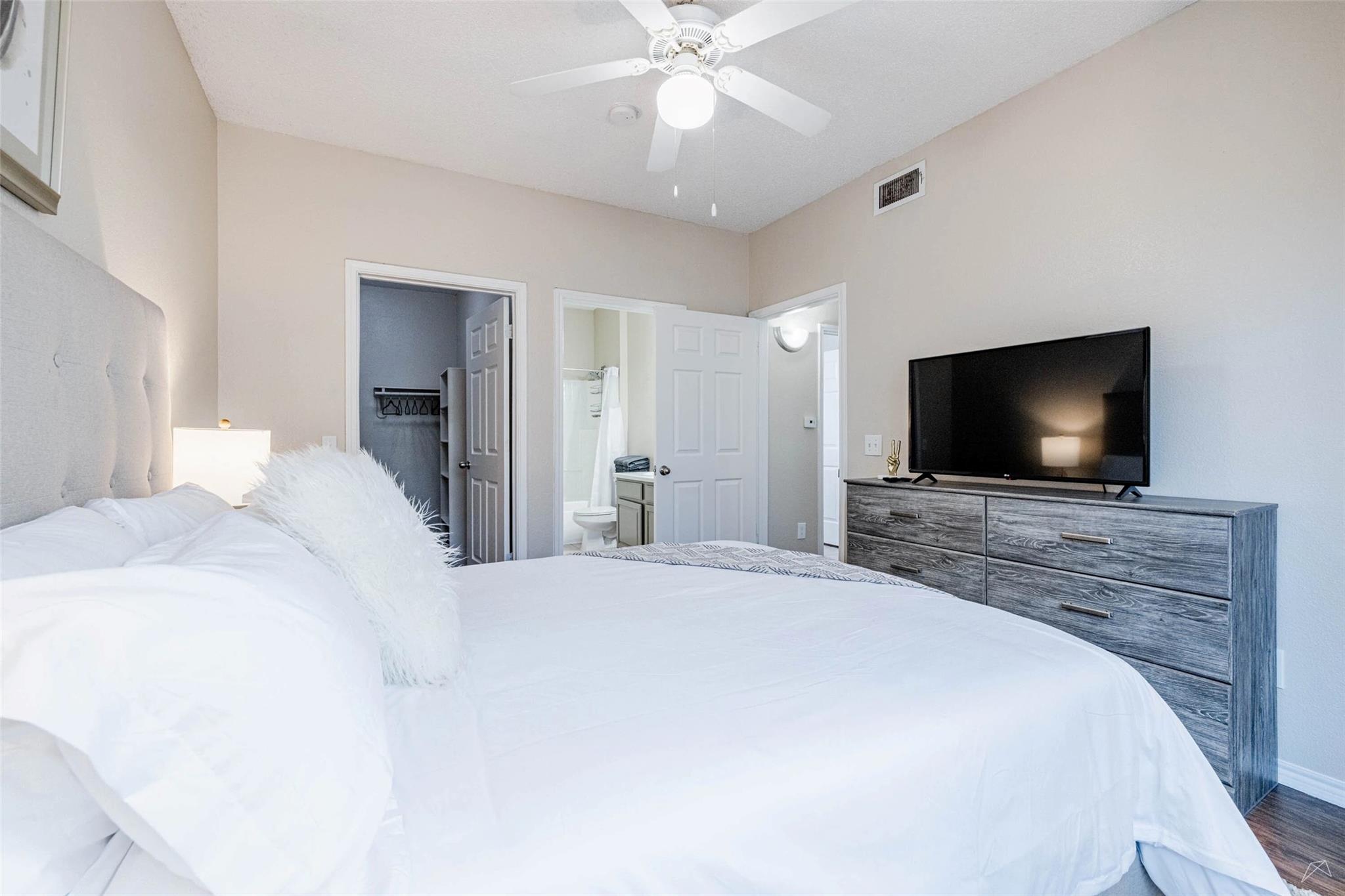 11908 Anderson Mill Rd # 312, Austin, TX 78726