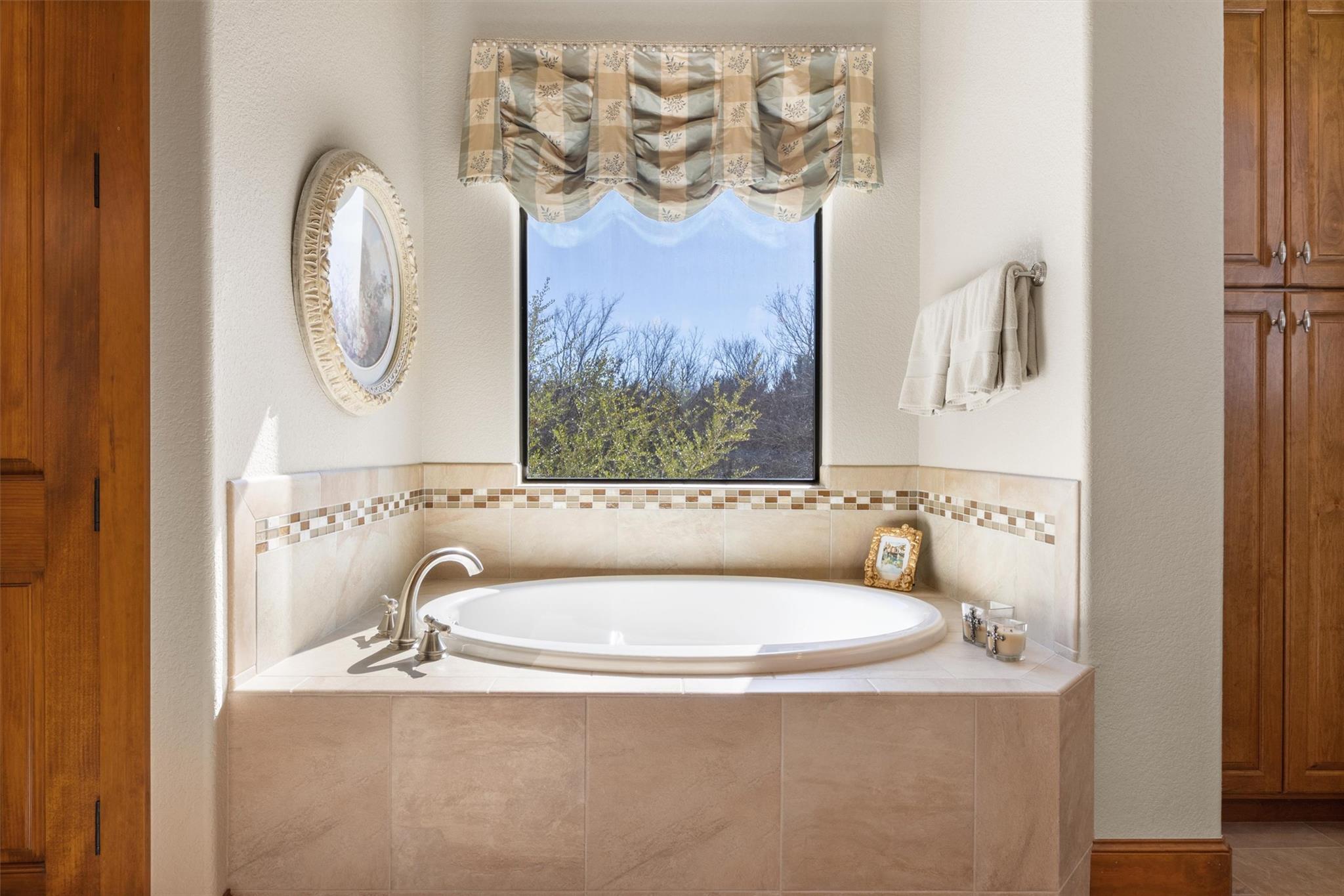 203 Pristine Ln, Georgetown, TX 78633