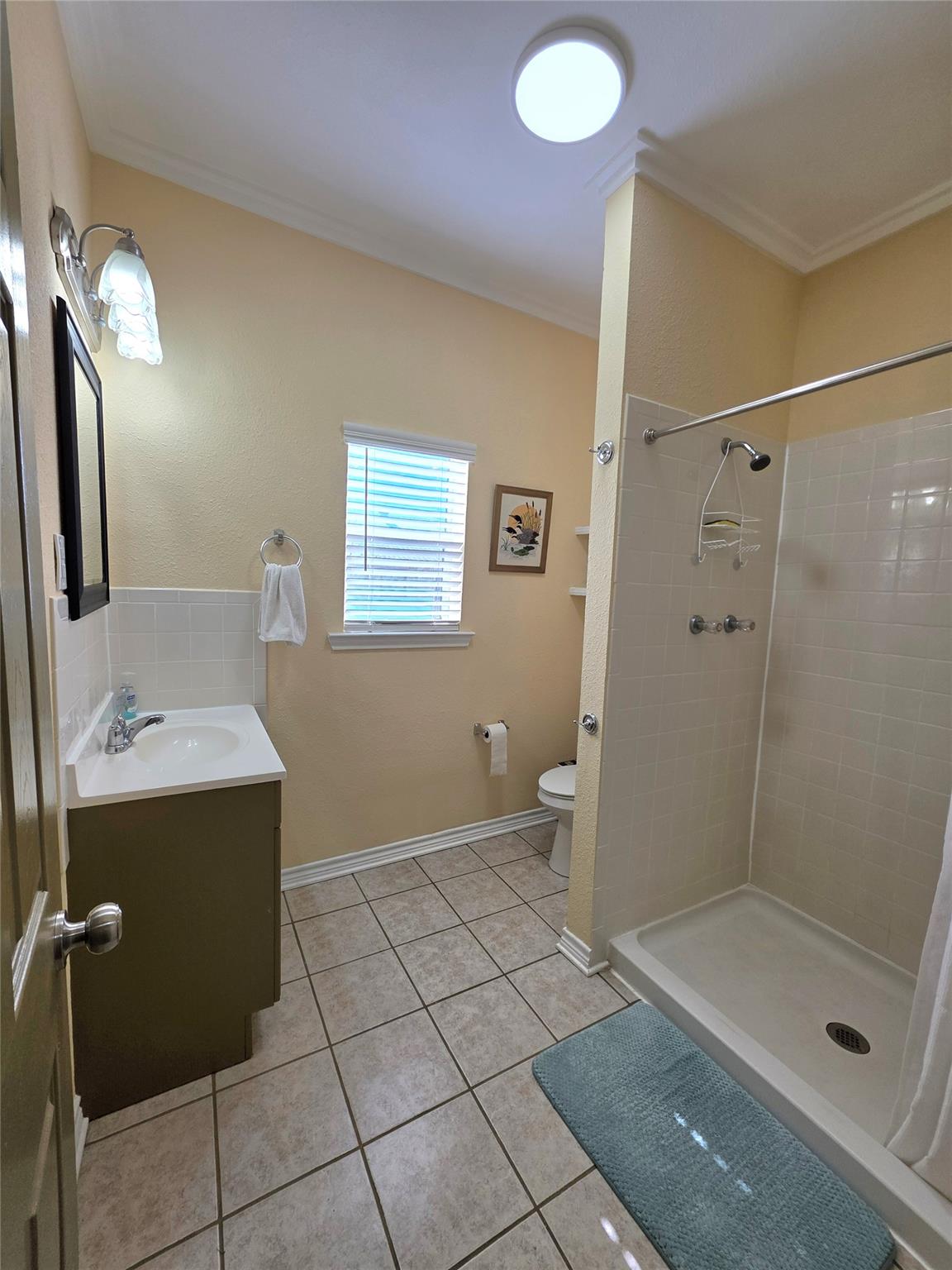 415 N Main St, Rockdale, TX 76567