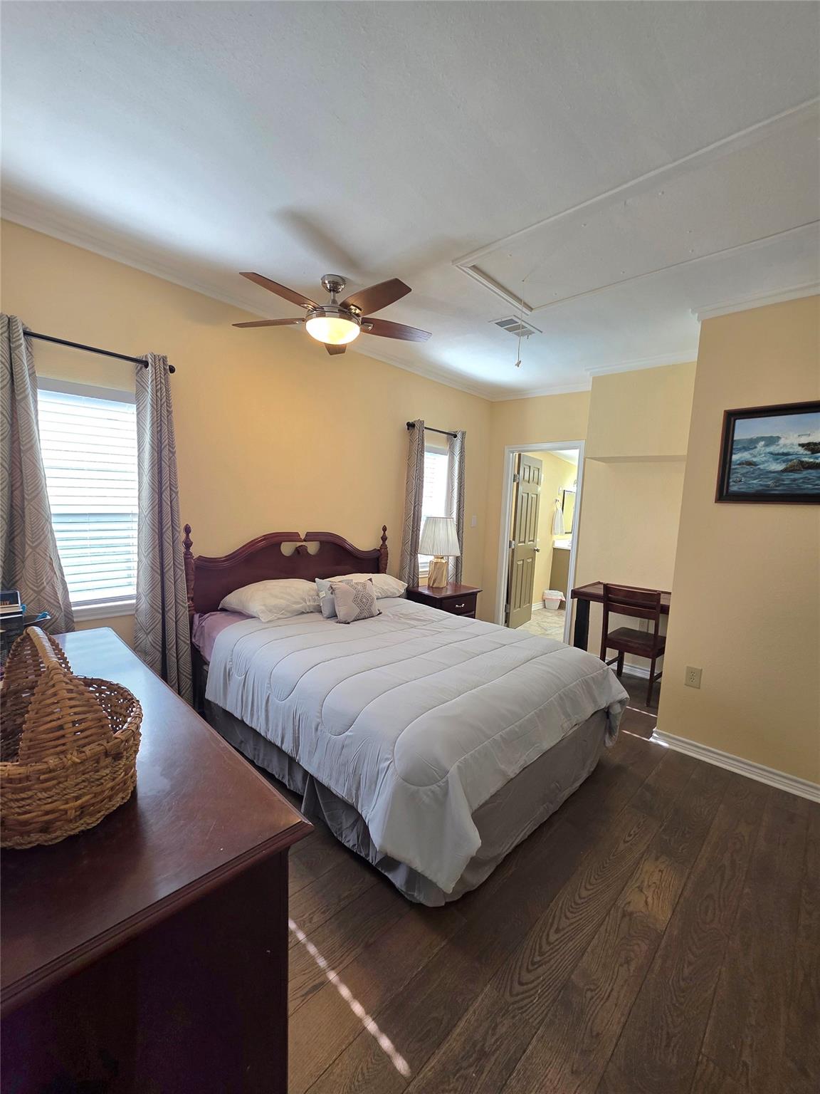 415 N Main St, Rockdale, TX 76567