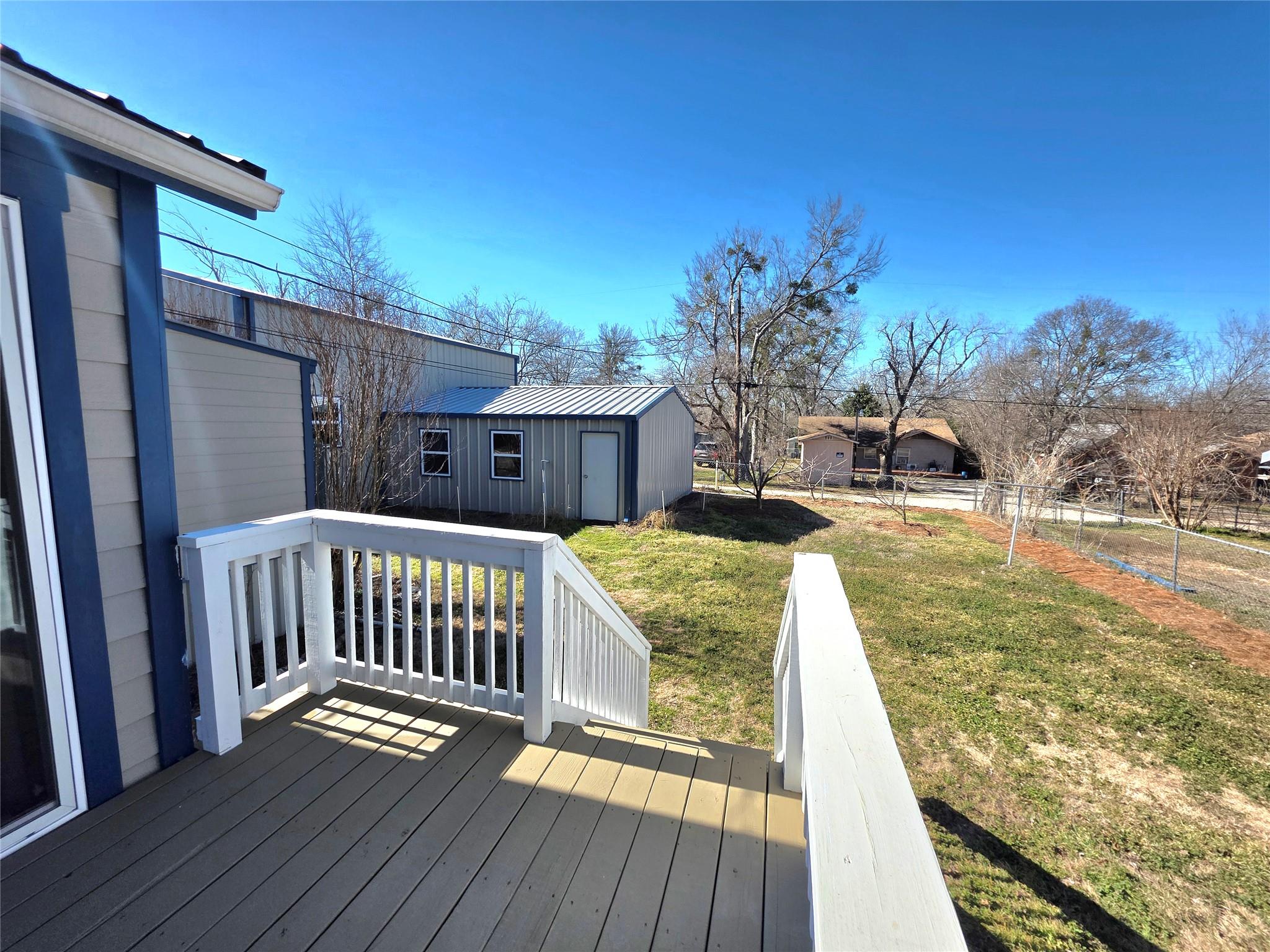 415 N Main St, Rockdale, TX 76567