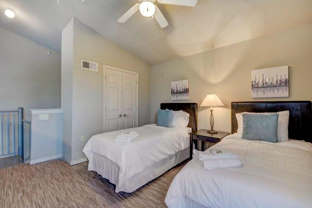 2515 Pearl # 610, Austin, TX 78705