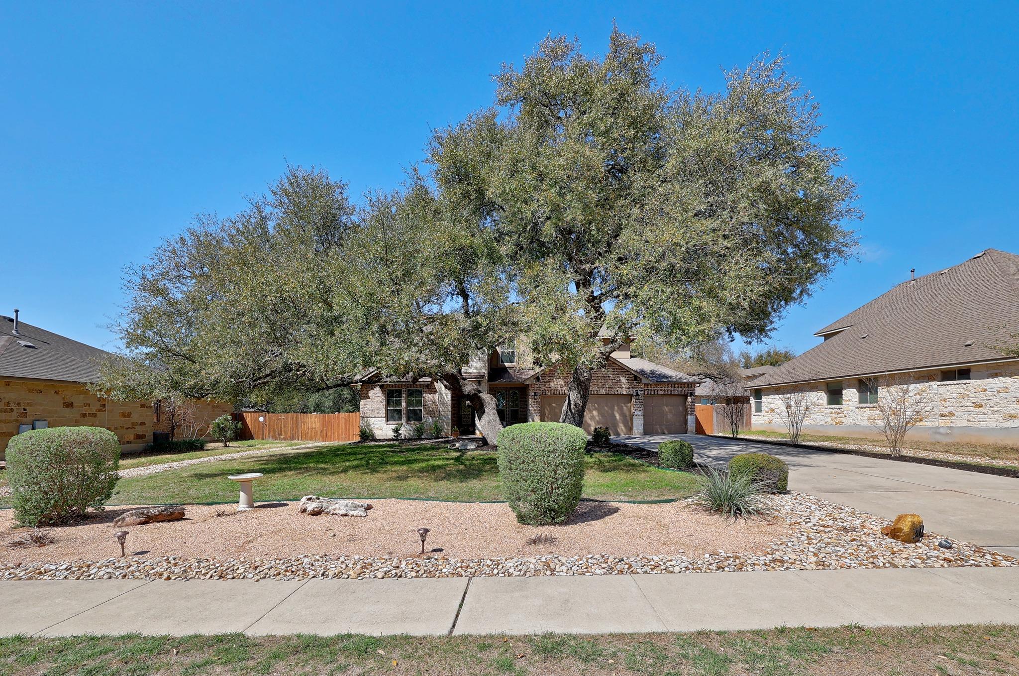 300 Grosseto Ln, Georgetown, TX 78628