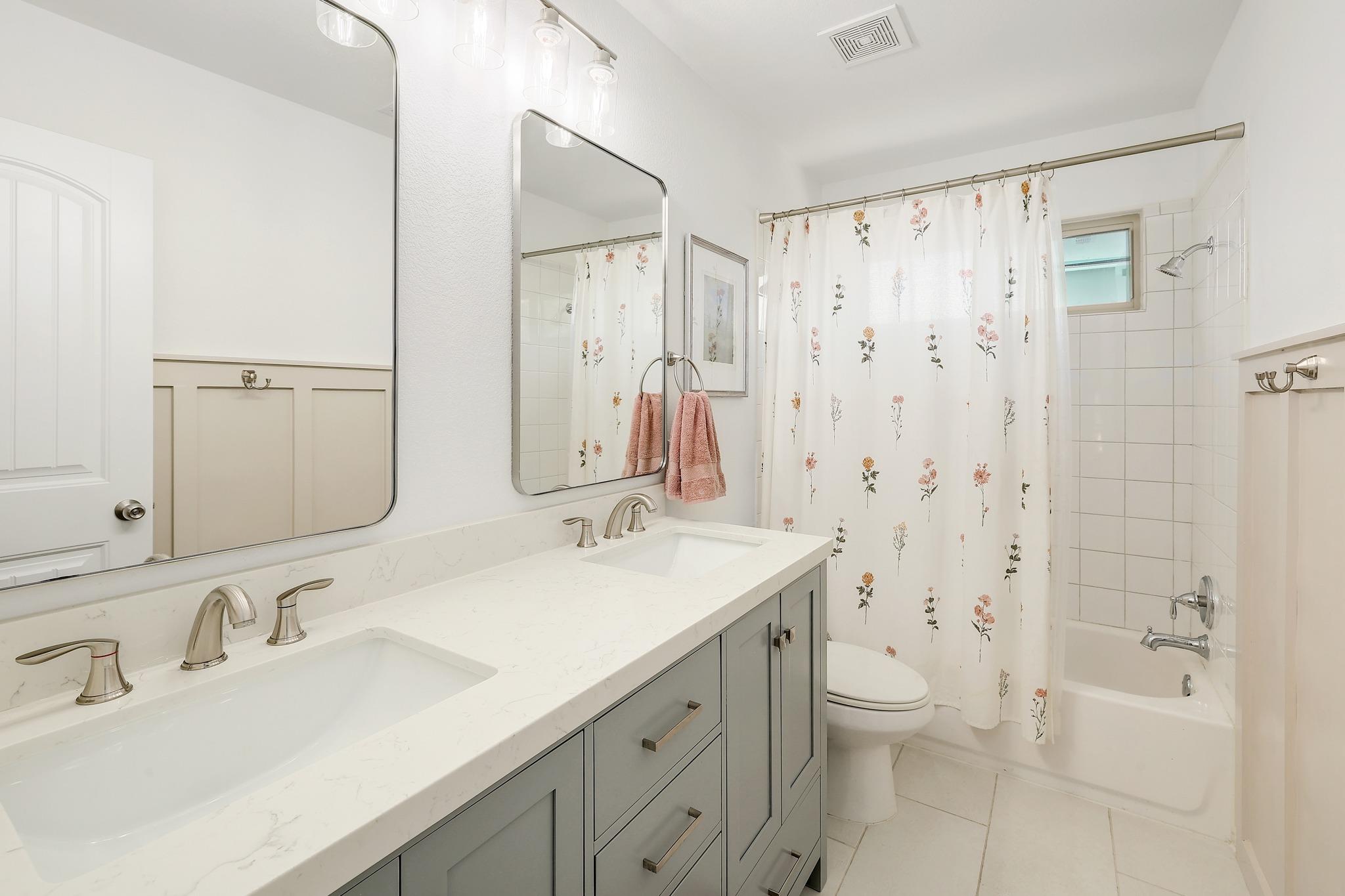 300 Grosseto Ln, Georgetown, TX 78628