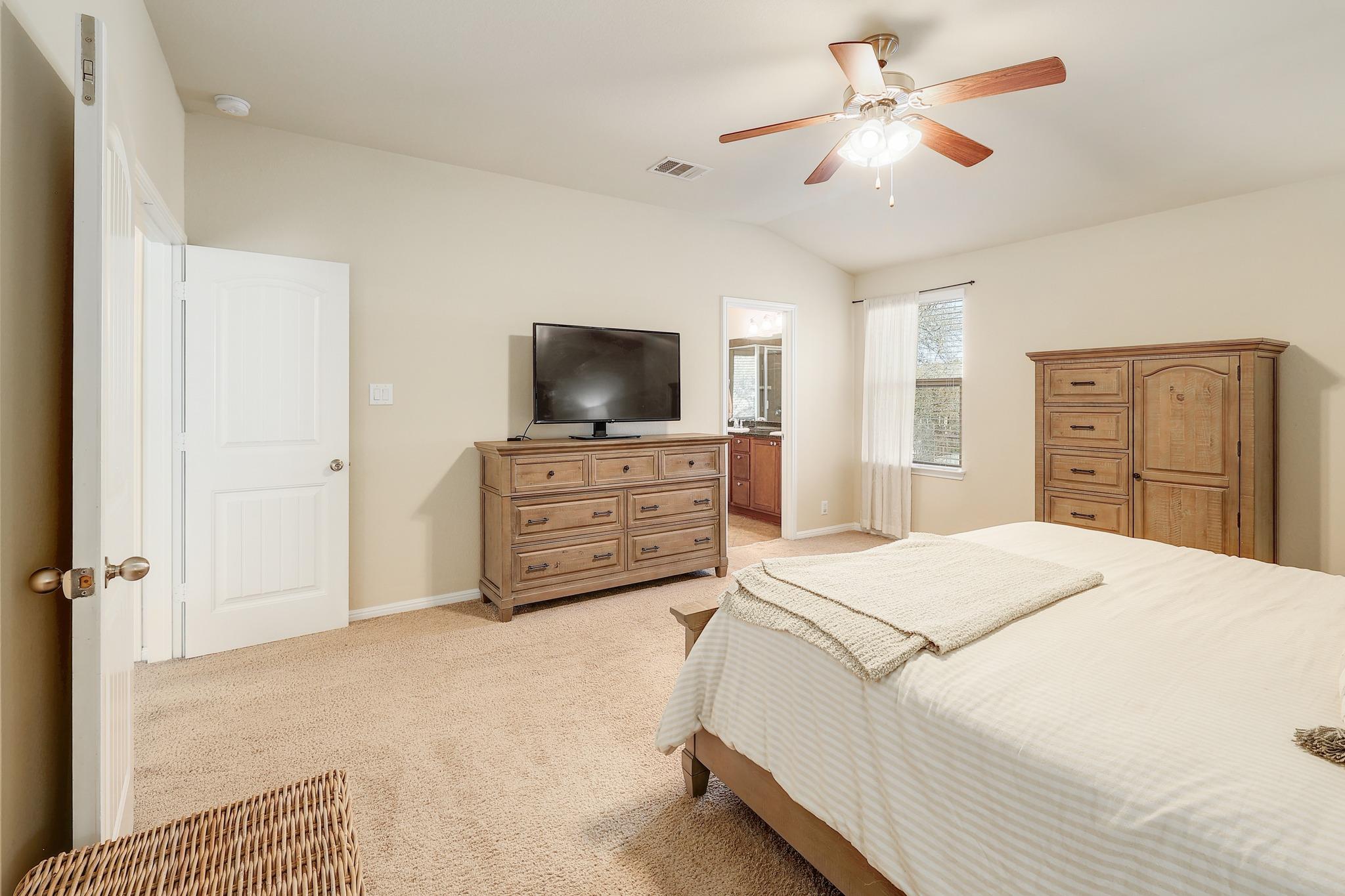 300 Grosseto Ln, Georgetown, TX 78628