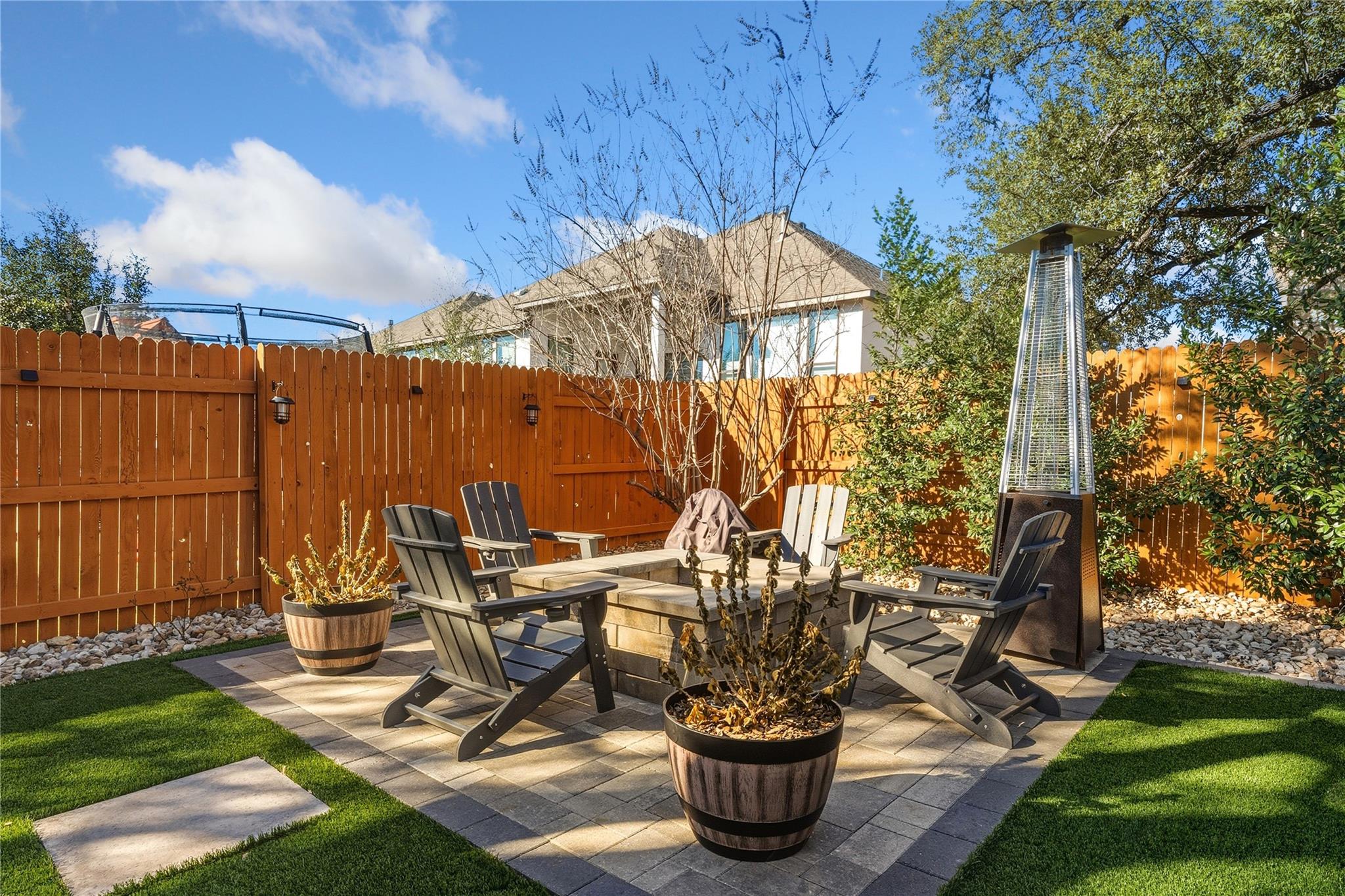 222 Canal Dr, Dripping Springs, TX 78620