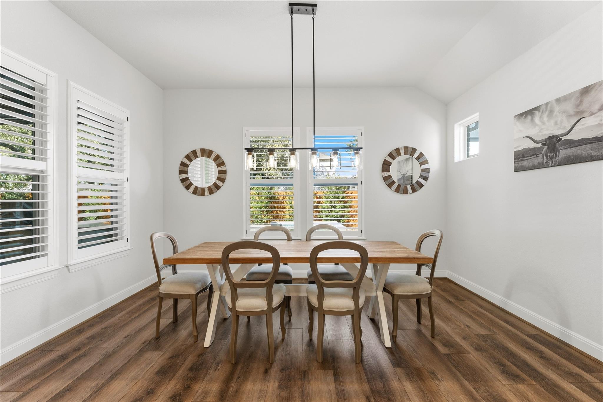 222 Canal Dr, Dripping Springs, TX 78620