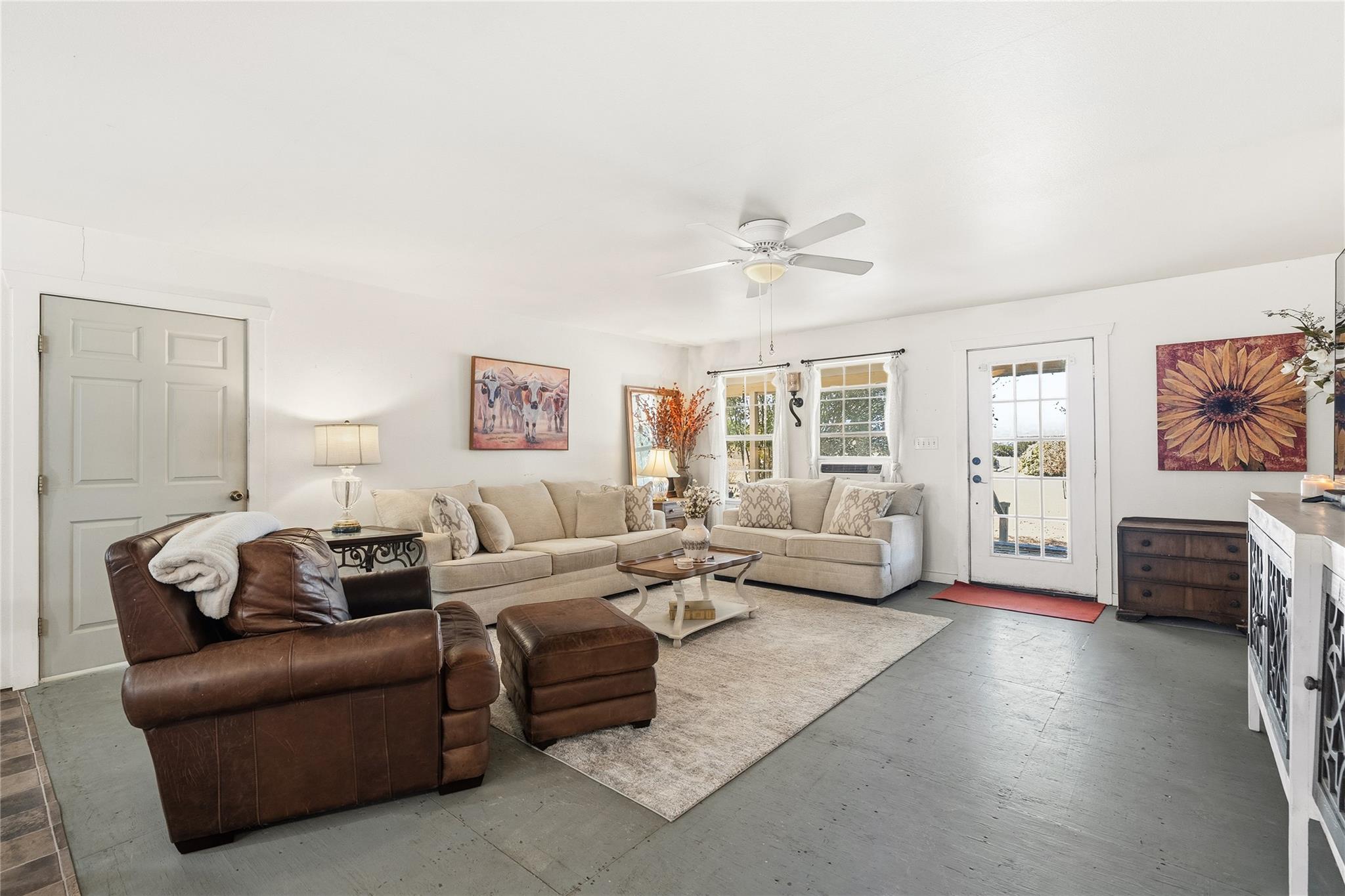 351 County Road 326, Bertram, TX 78605